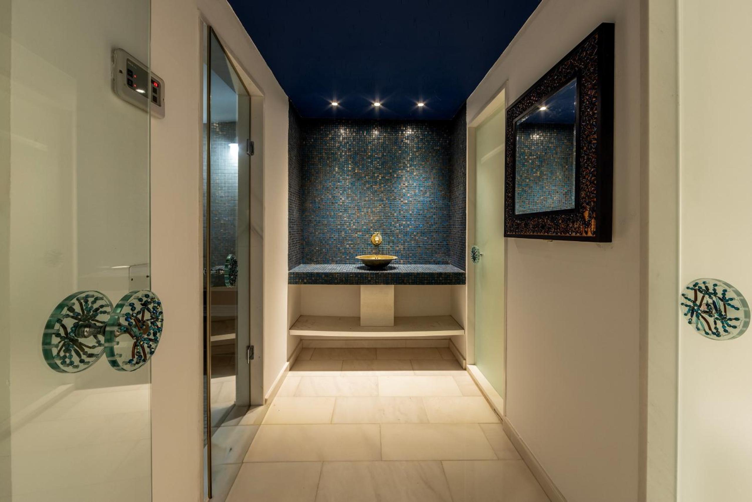 Protaras Seafront Villa AleMar