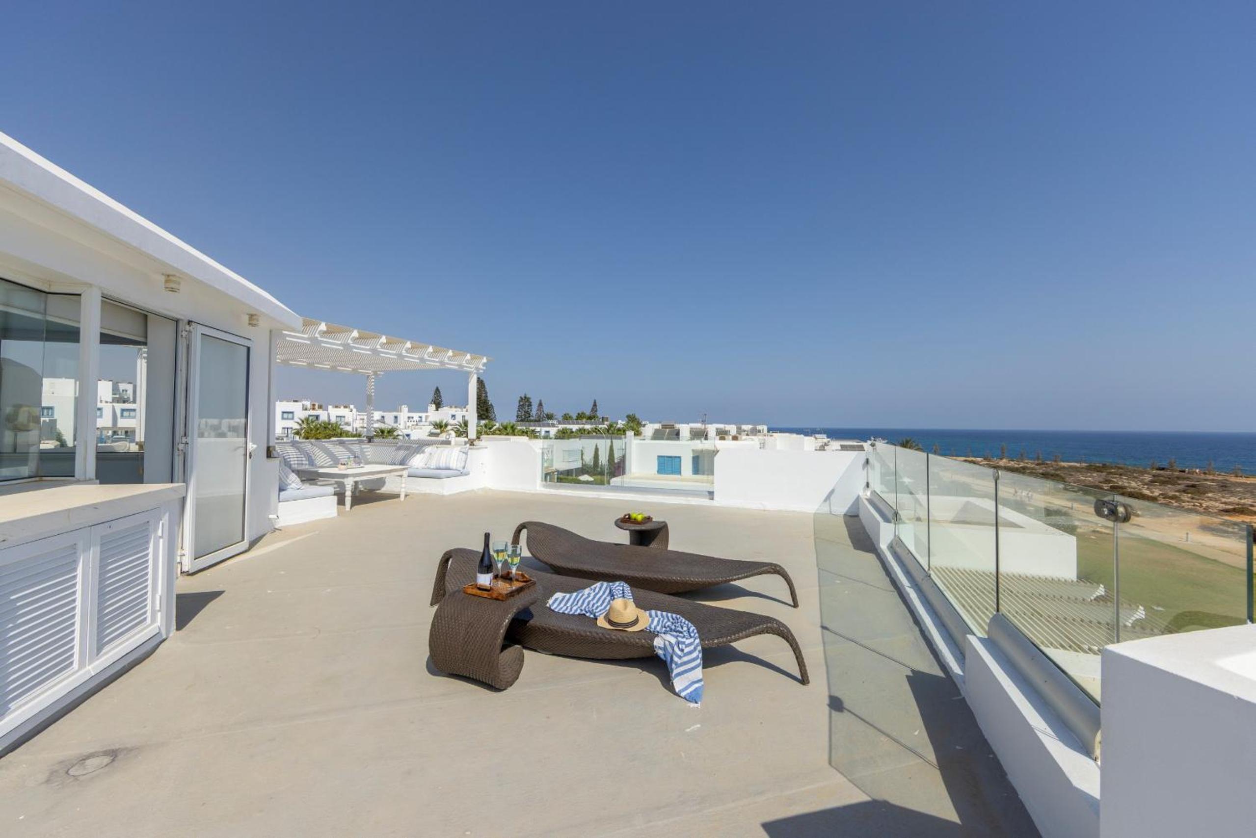 Protaras Seafront Villa AleMar