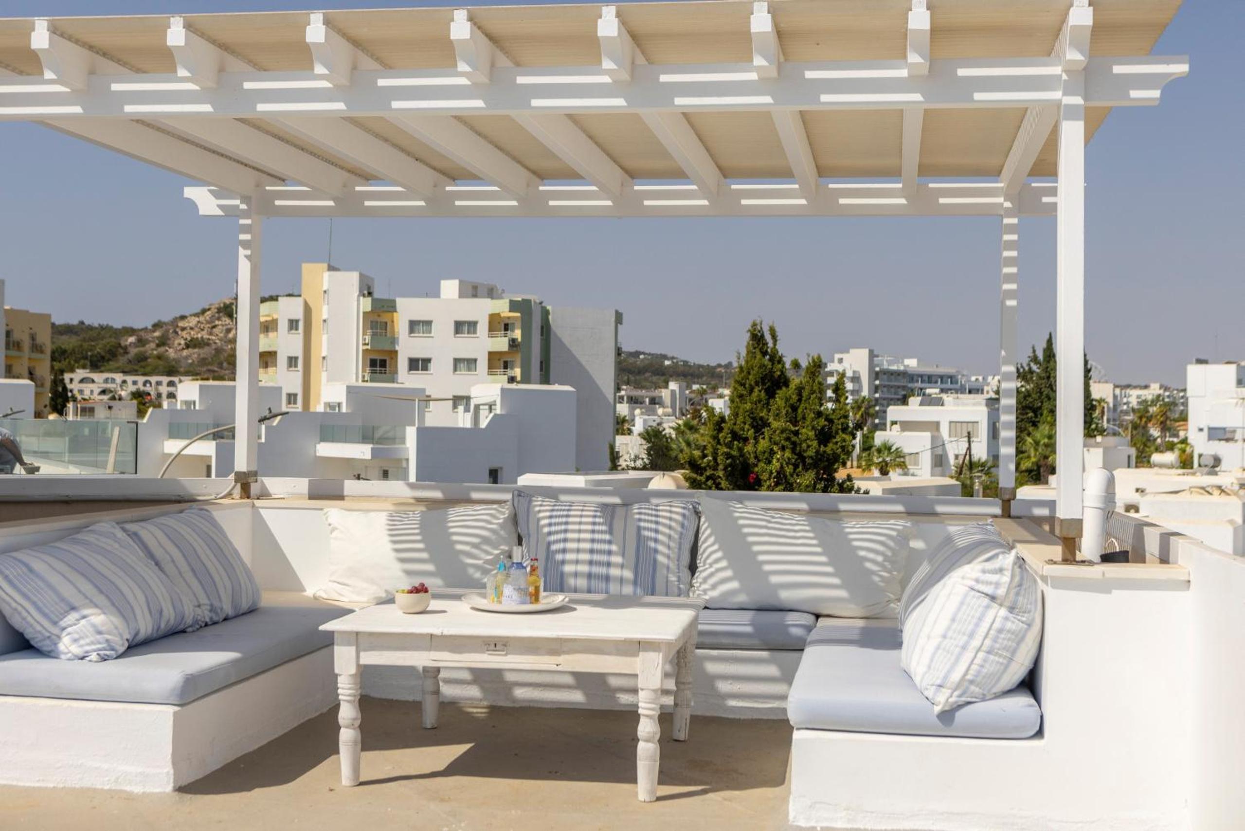 Protaras Seafront Villa AleMar