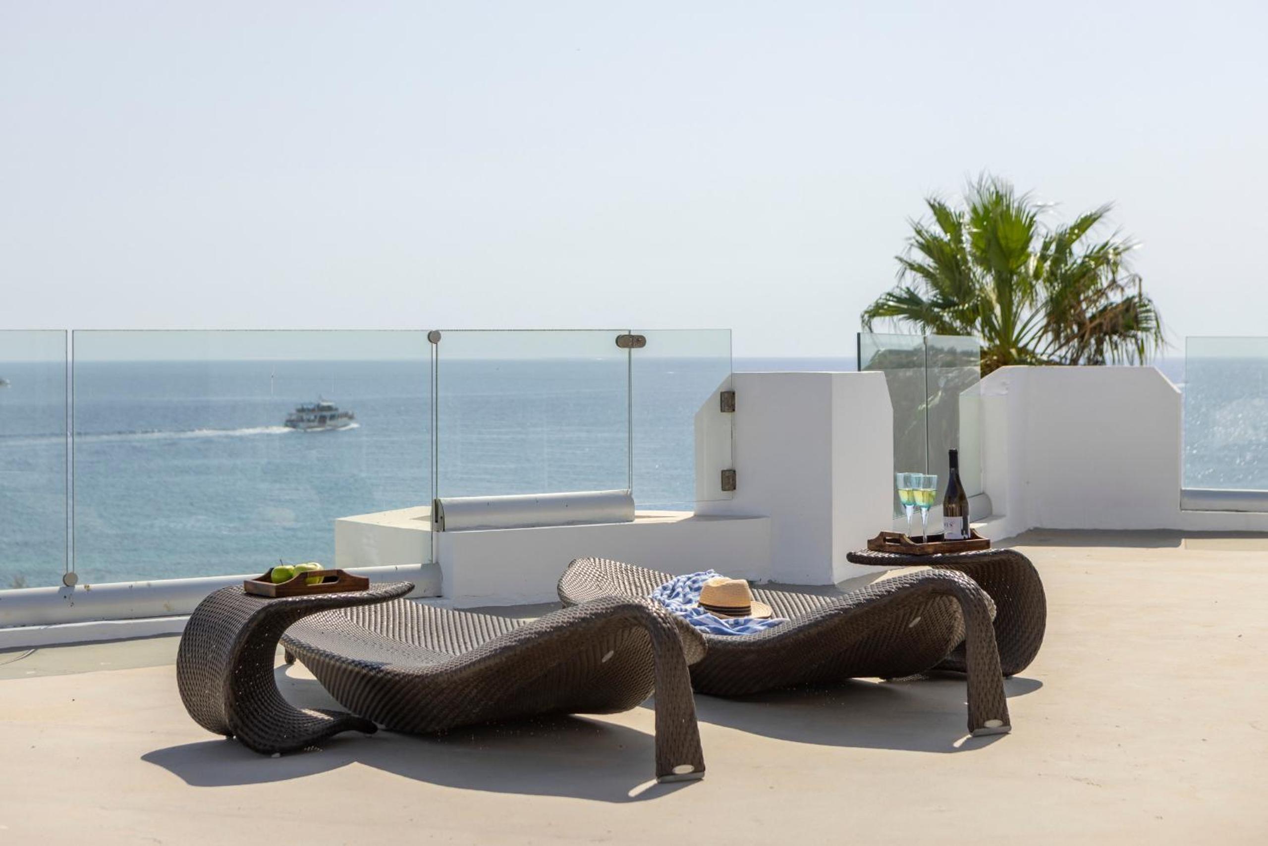 Protaras Seafront Villa AleMar