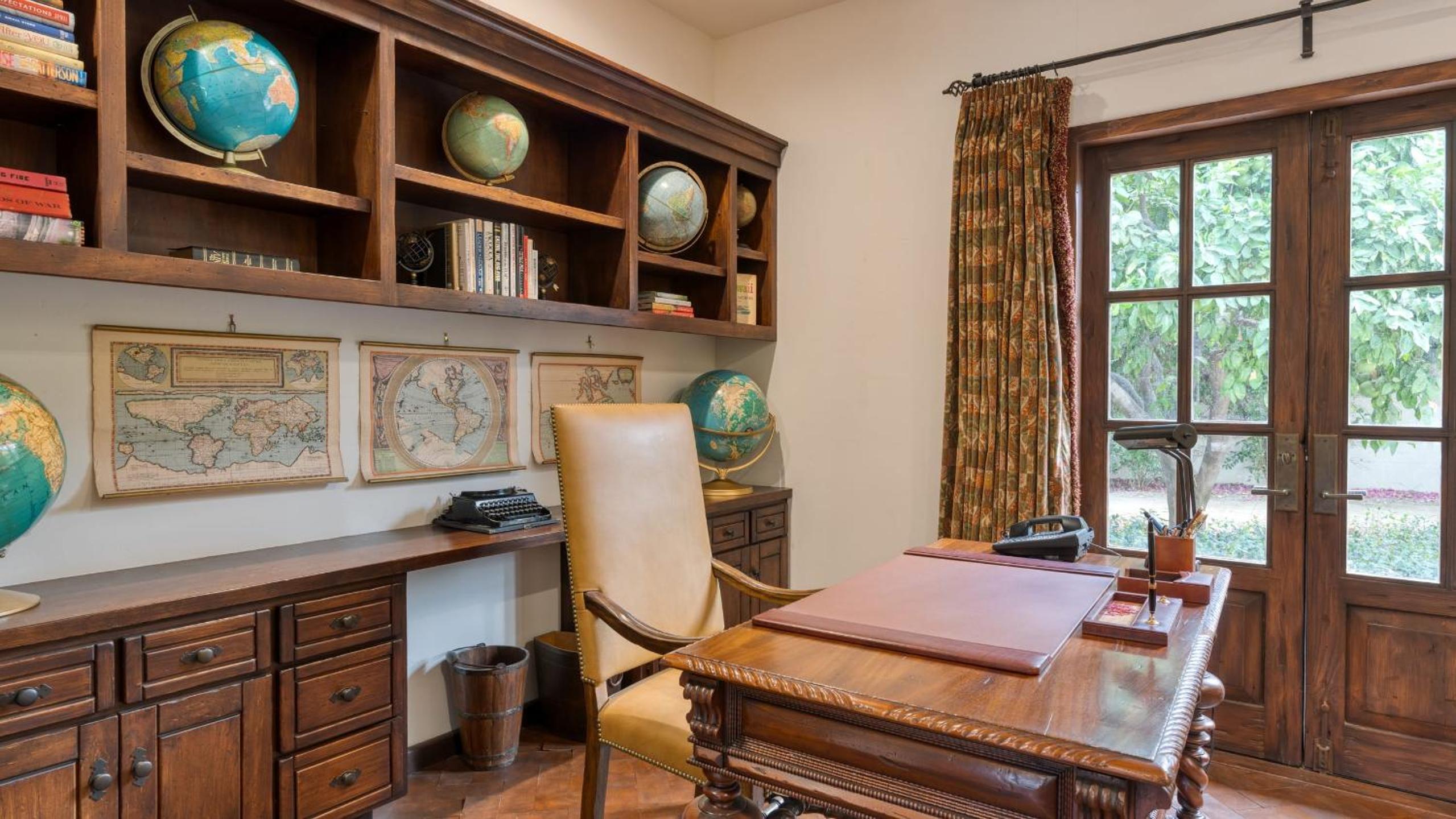 Spanish Hacienda w Pool Spa Game Room Golf Mtn Views Casa de la Roca by AvantStay