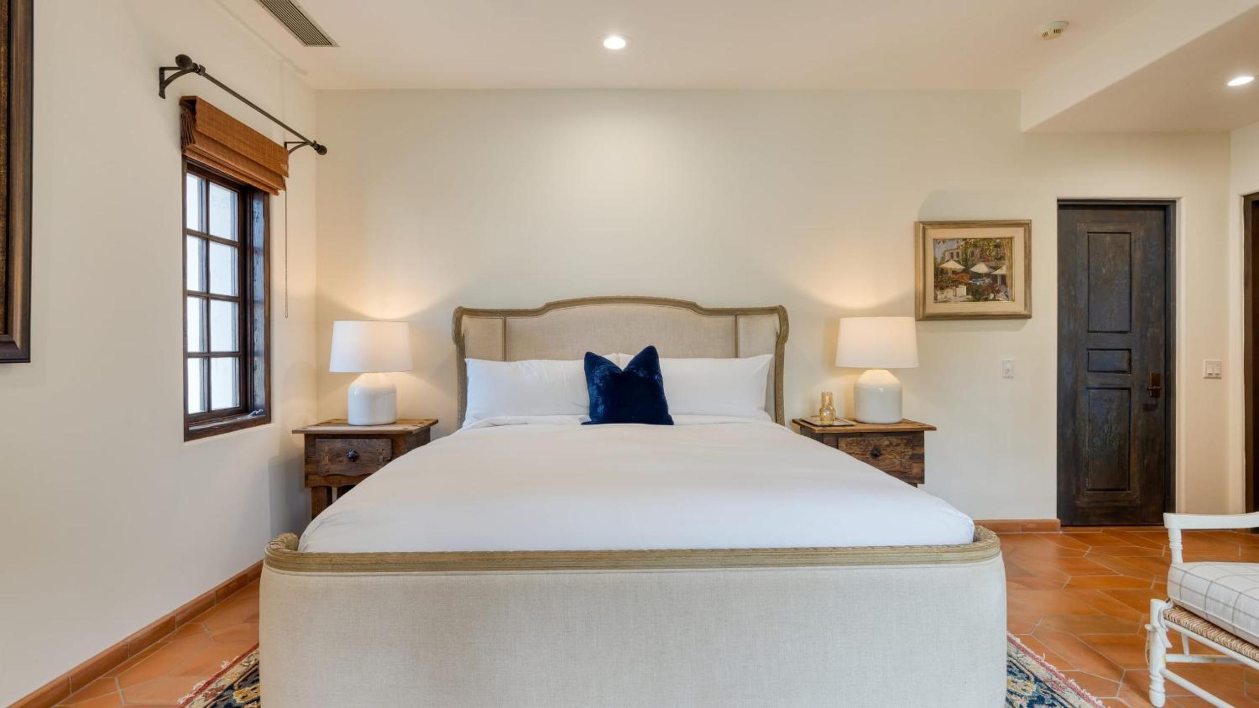 Spanish Hacienda w Pool Spa Game Room Golf Mtn Views Casa de la Roca by AvantStay