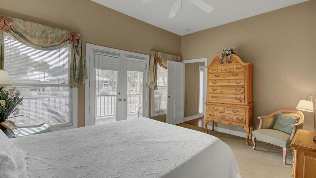 85 Grand Pavilion by AvantStay Walk to the Beach Spacious Porch