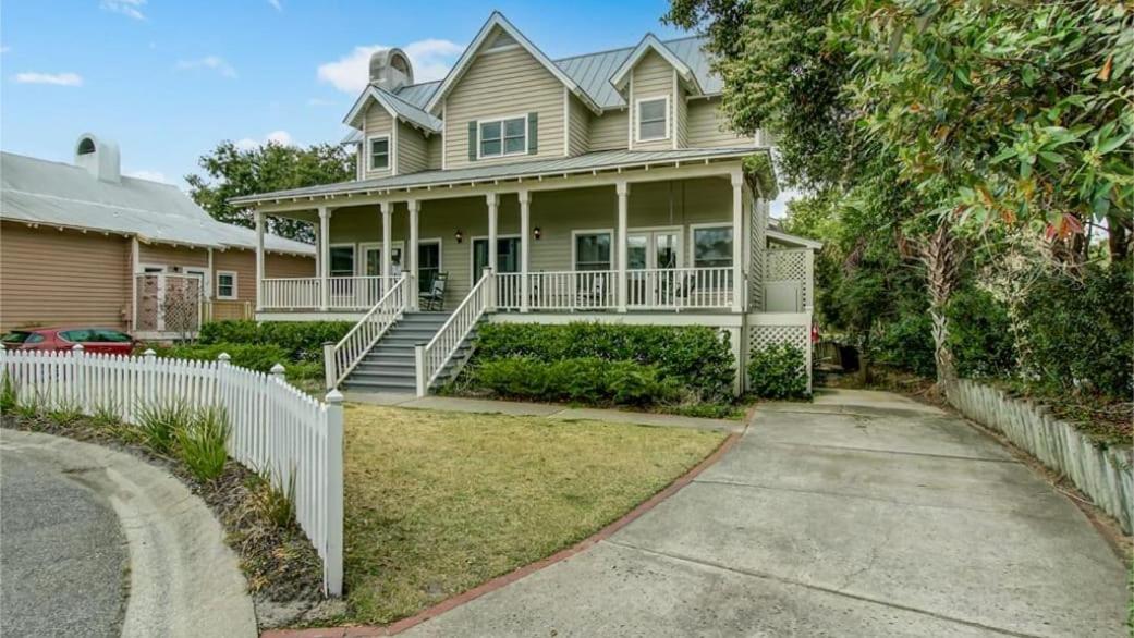 85 Grand Pavilion by AvantStay Walk to the Beach Spacious Porch