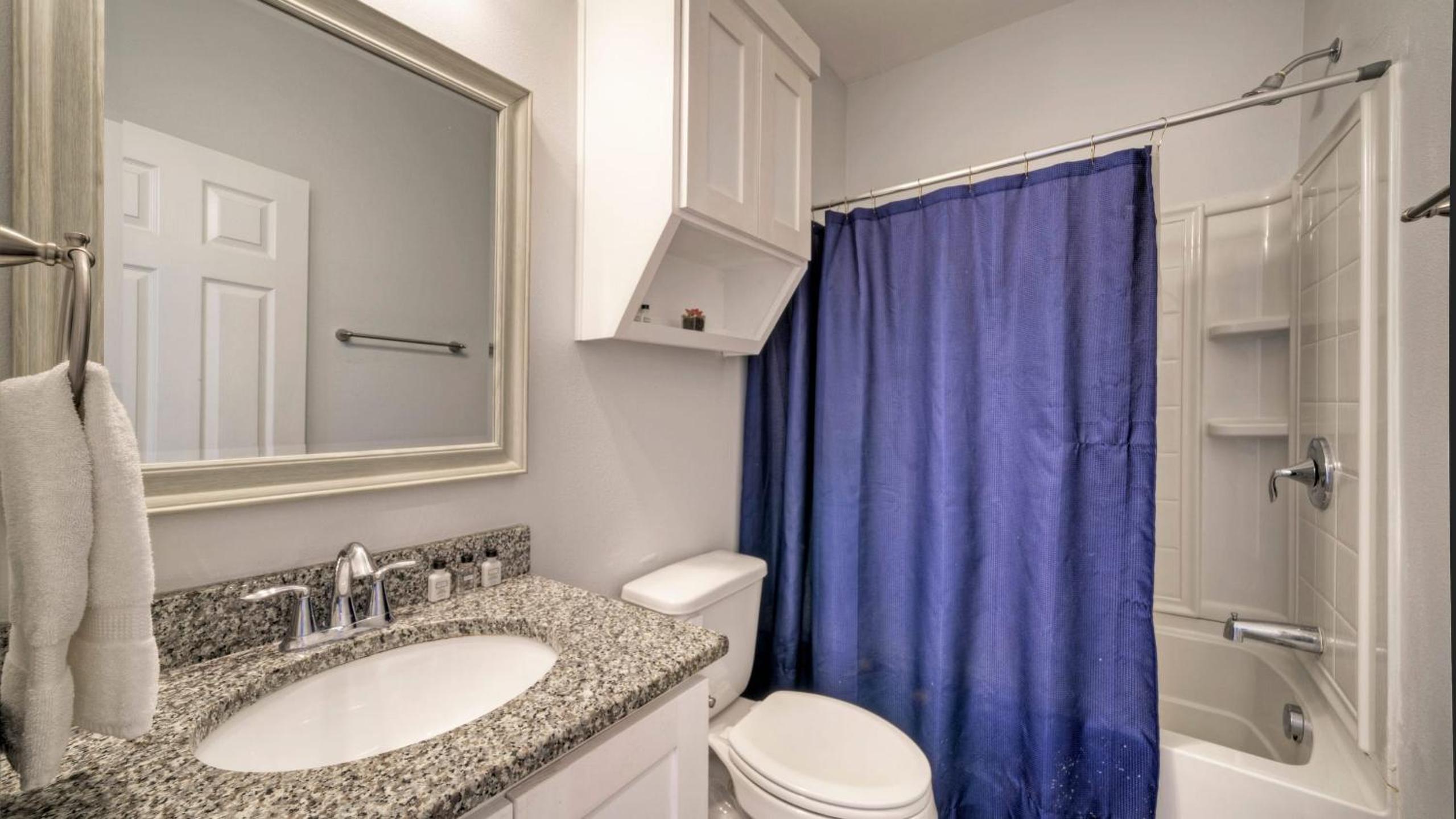 Sleeps 31 2 Homes w Boat Dock Waterfront Pool Laguna Village Getaway