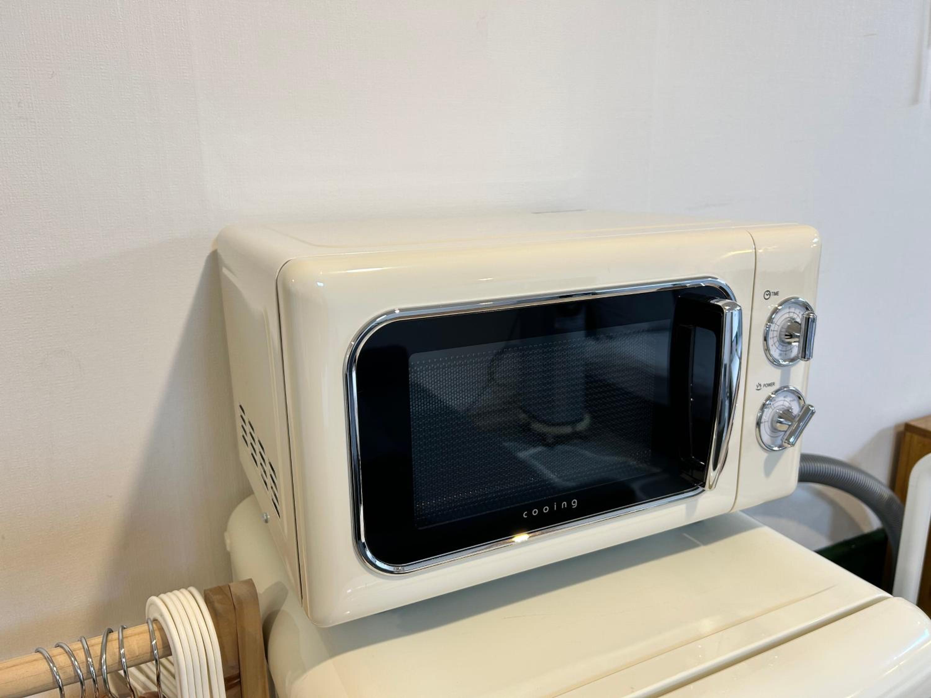 Direct Elevator to Hongik Univ Station, NEW by 13yr Superhost, Professionally Maintained
