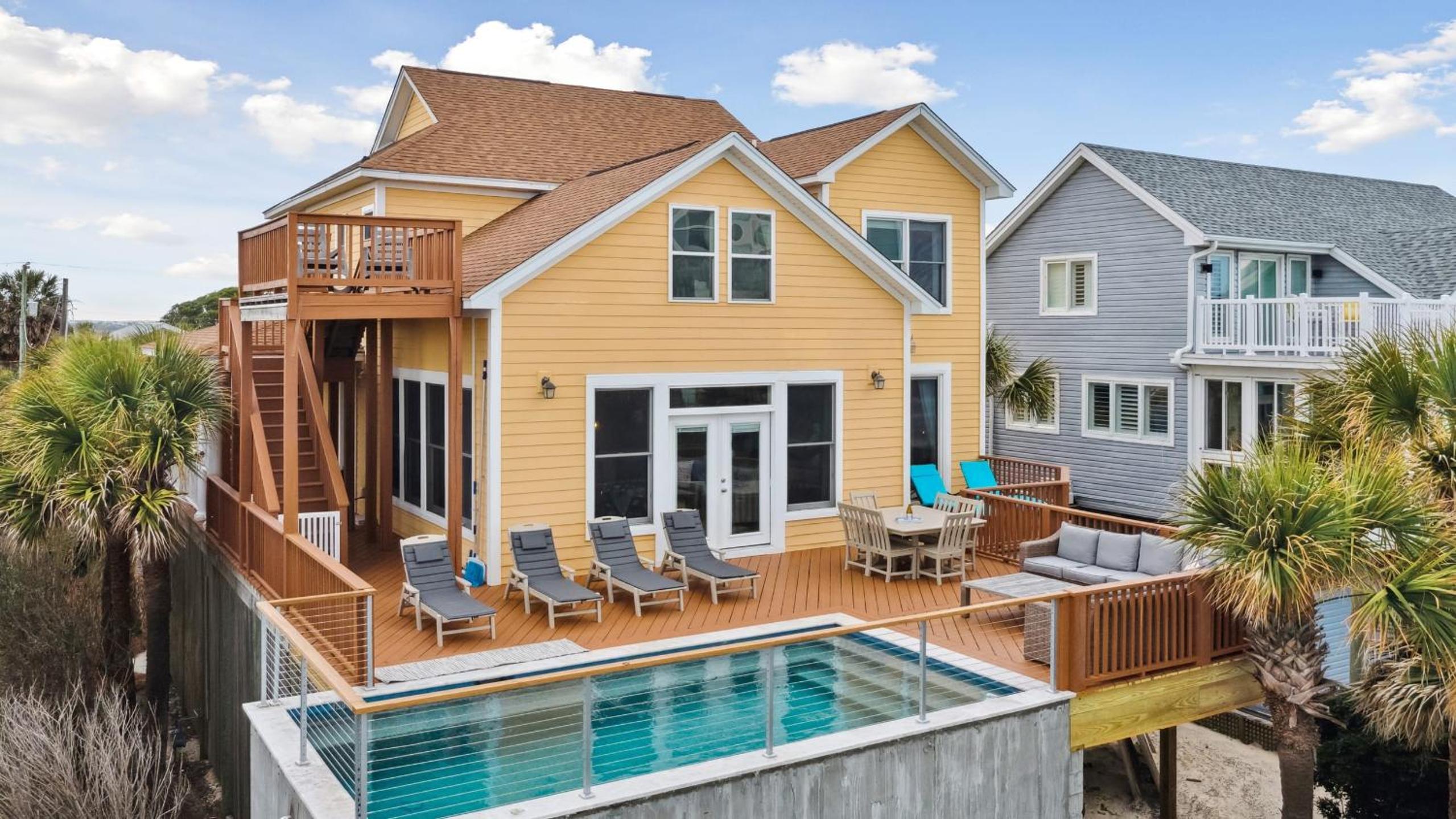Oceanfront w Pool Panoramic Deck Views 5BDR Folly Ocean Breeze by AvantStay