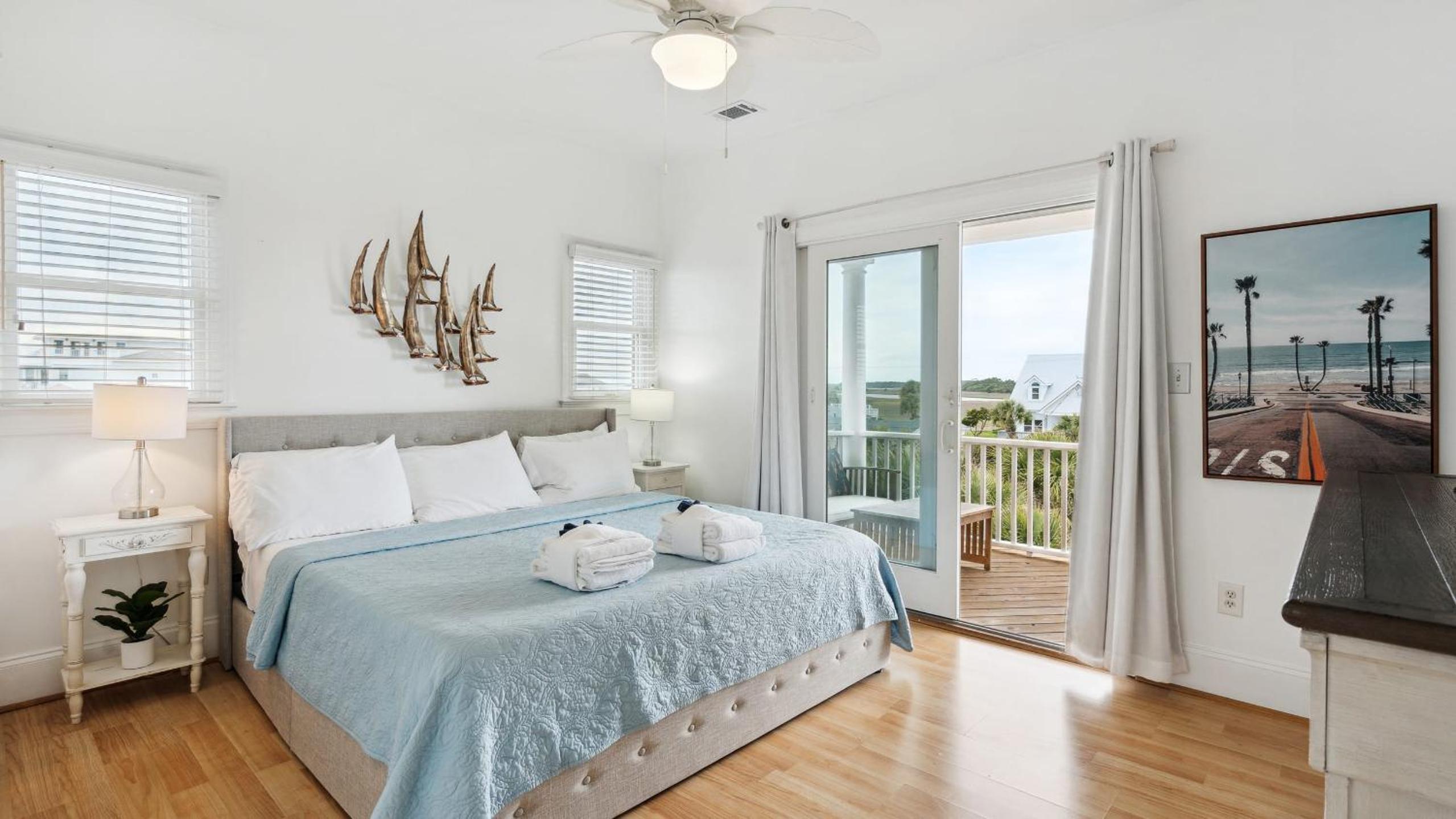 Oceanfront w Pool Panoramic Deck Views 5BDR Folly Ocean Breeze by AvantStay