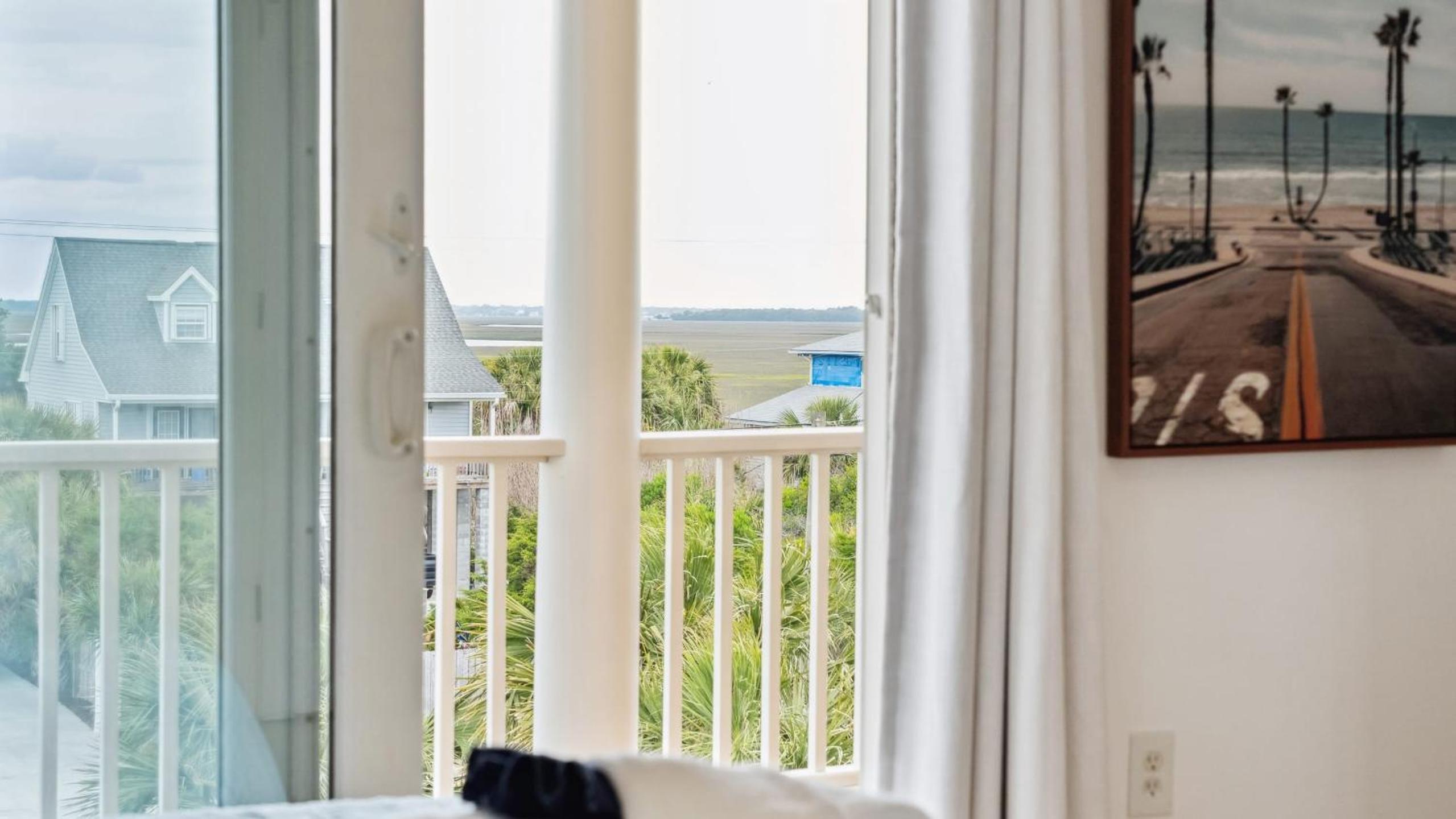 Oceanfront w Pool Panoramic Deck Views 5BDR Folly Ocean Breeze by AvantStay