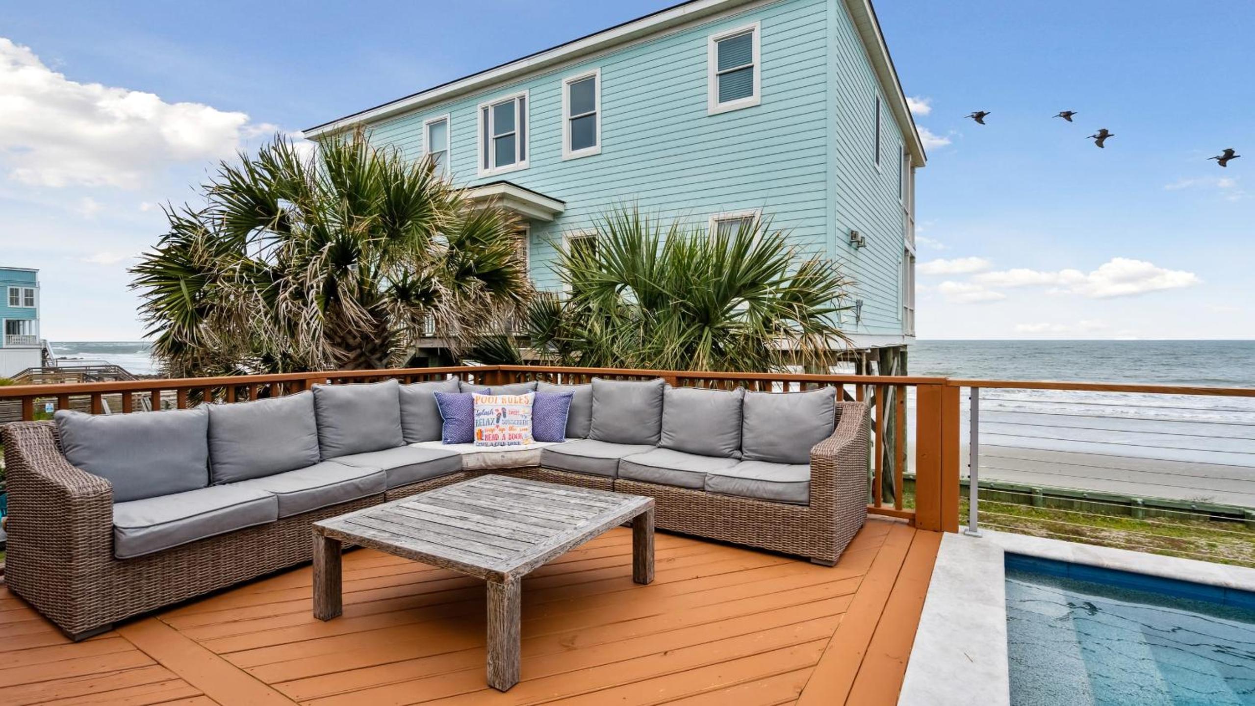 Oceanfront w Pool Panoramic Deck Views 5BDR Folly Ocean Breeze by AvantStay