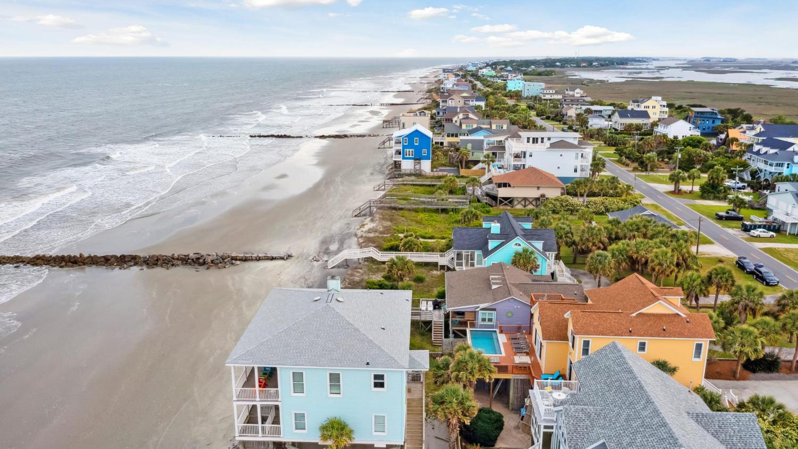 Oceanfront w Pool Panoramic Deck Views 5BDR Folly Ocean Breeze by AvantStay