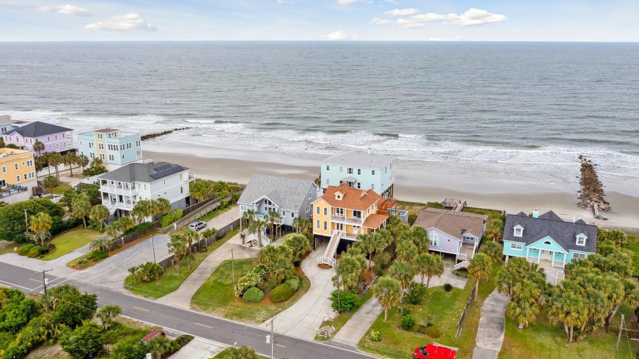 Oceanfront w Pool Panoramic Deck Views 5BDR Folly Ocean Breeze by AvantStay