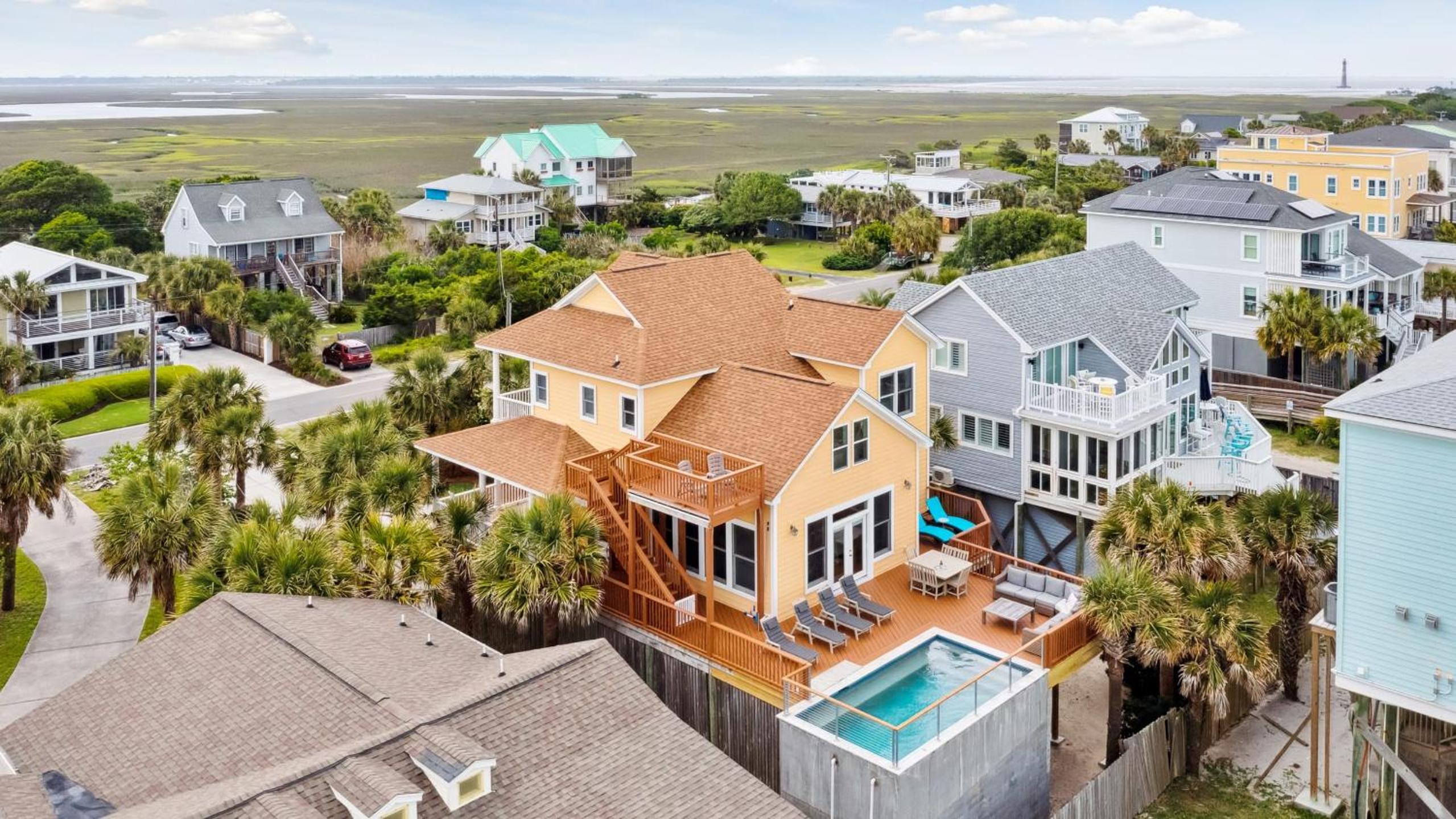 Oceanfront w Pool Panoramic Deck Views 5BDR Folly Ocean Breeze by AvantStay