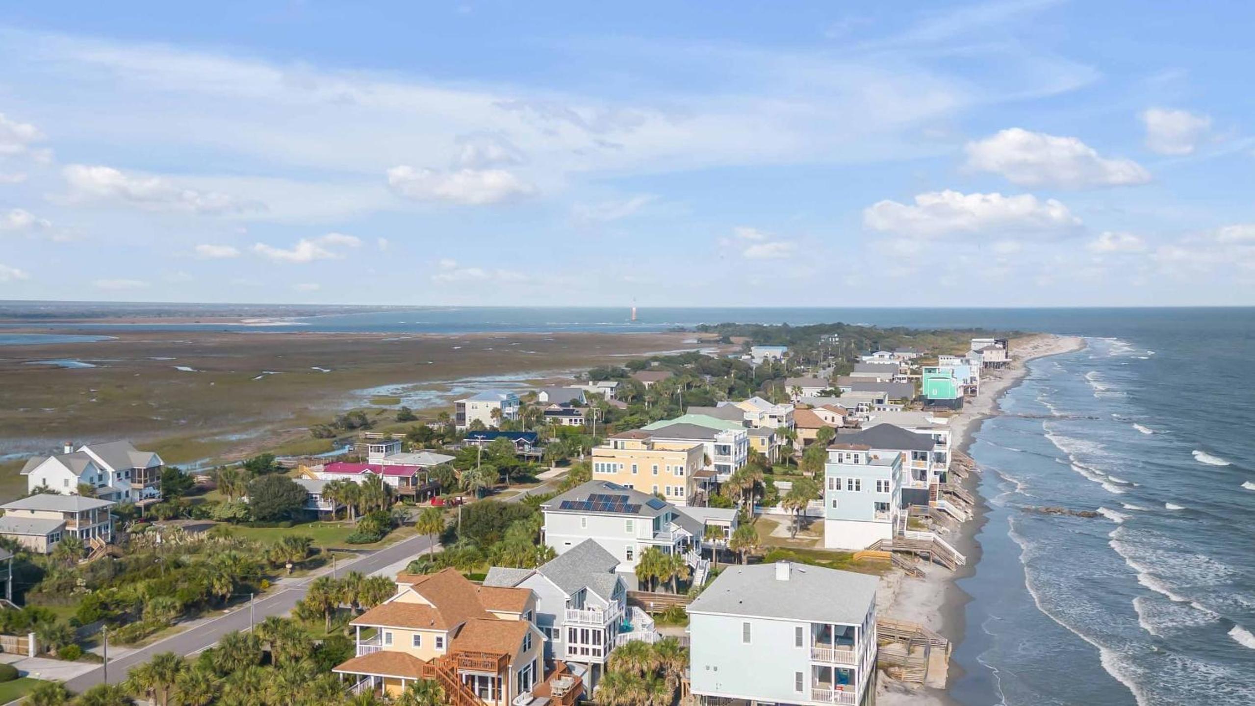 Oceanfront w Pool Panoramic Deck Views 5BDR Folly Ocean Breeze by AvantStay