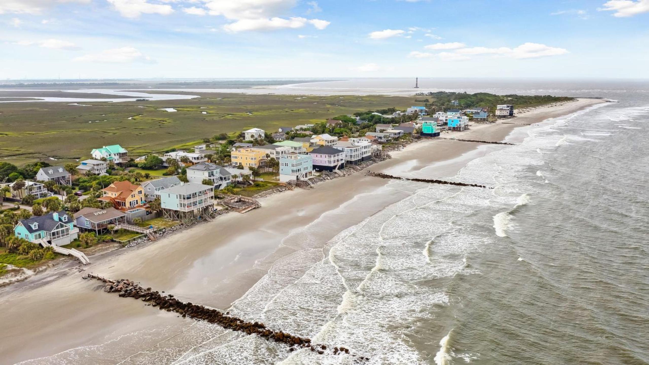 Oceanfront w Pool Panoramic Deck Views 5BDR Folly Ocean Breeze by AvantStay