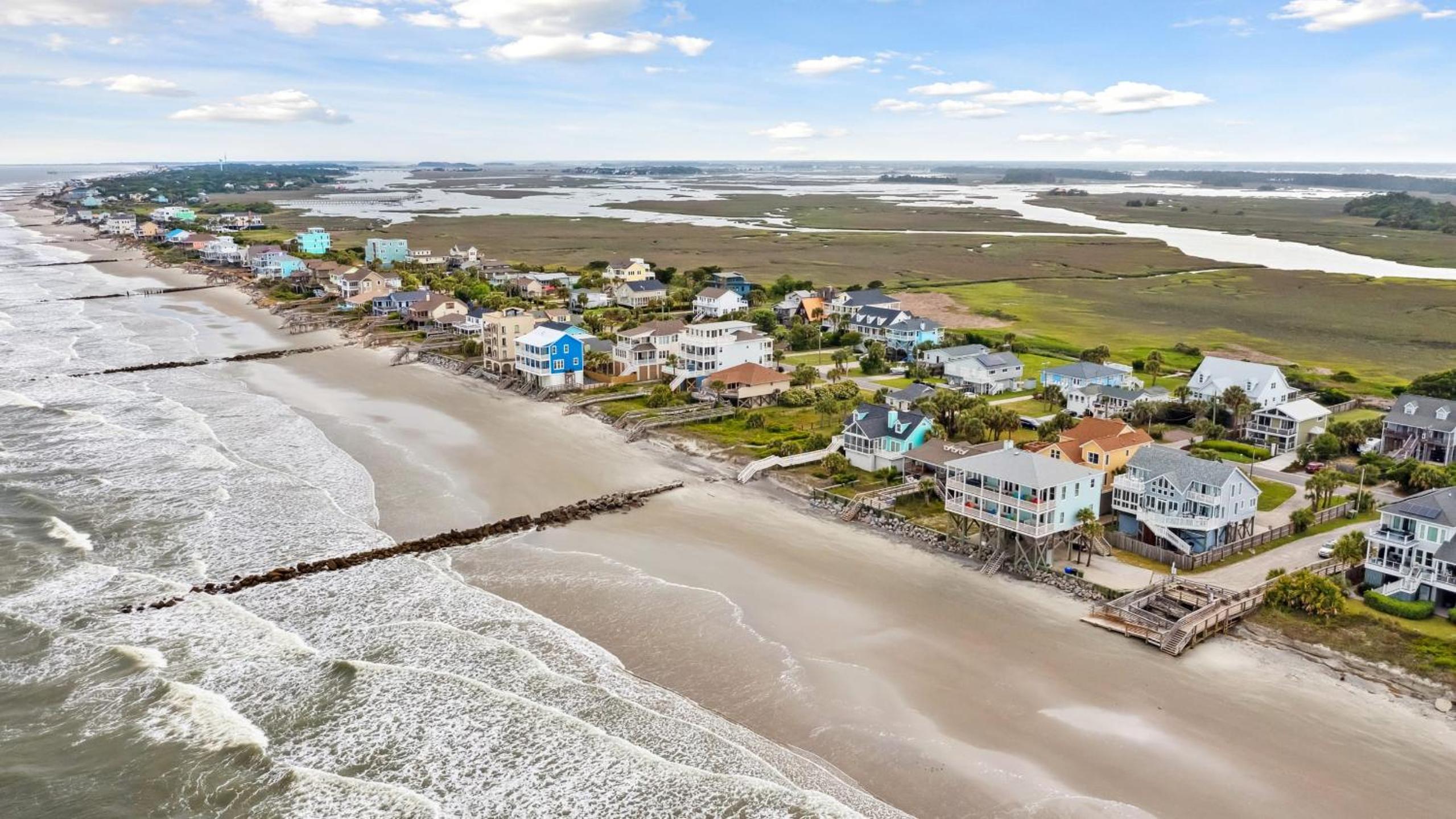 Oceanfront w Pool Panoramic Deck Views 5BDR Folly Ocean Breeze by AvantStay