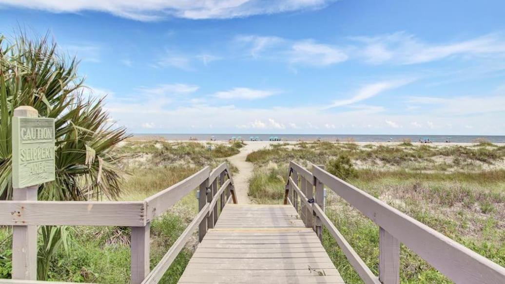 7A Mariners Walk by AvantStay Walk to Beach Pool
