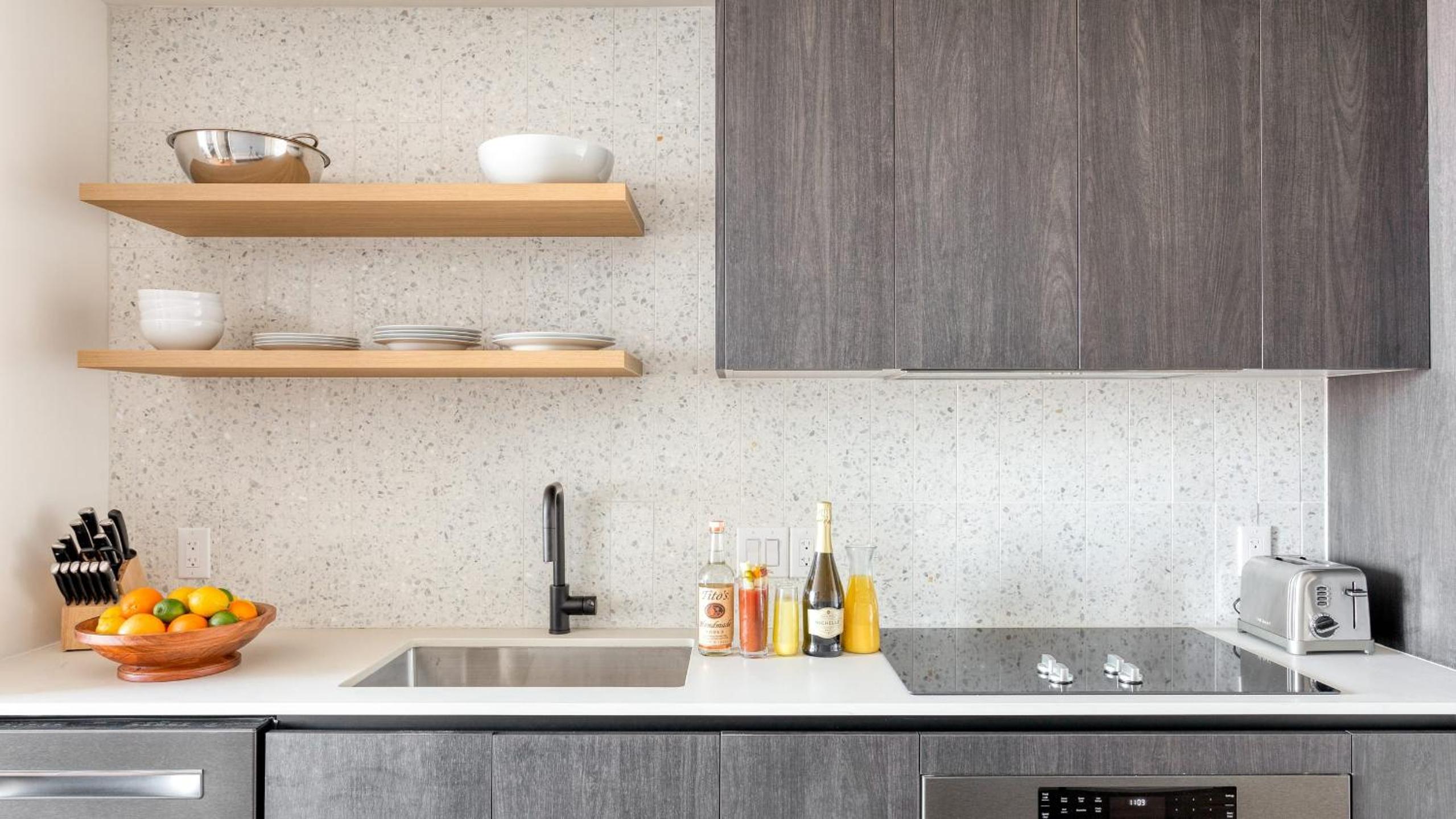 Luxe High Rise near DT Austin w Views Rooftop Pool Gym Luxe Amenities