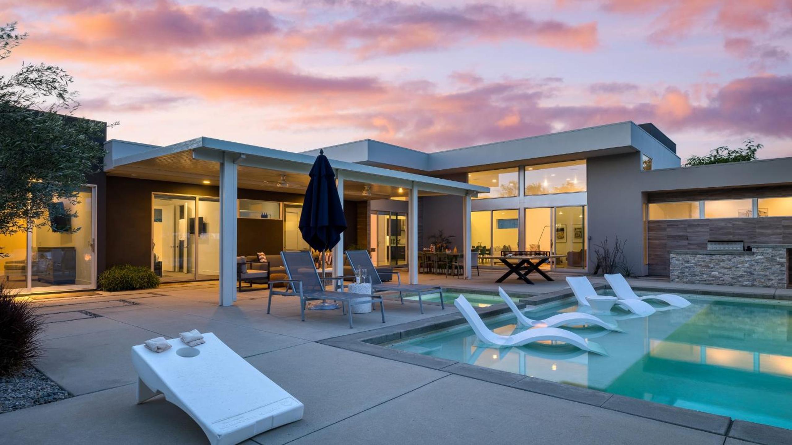 2 Villas PoolSpa Putting Green Bocce Polo Villas Solstice by AvantStay