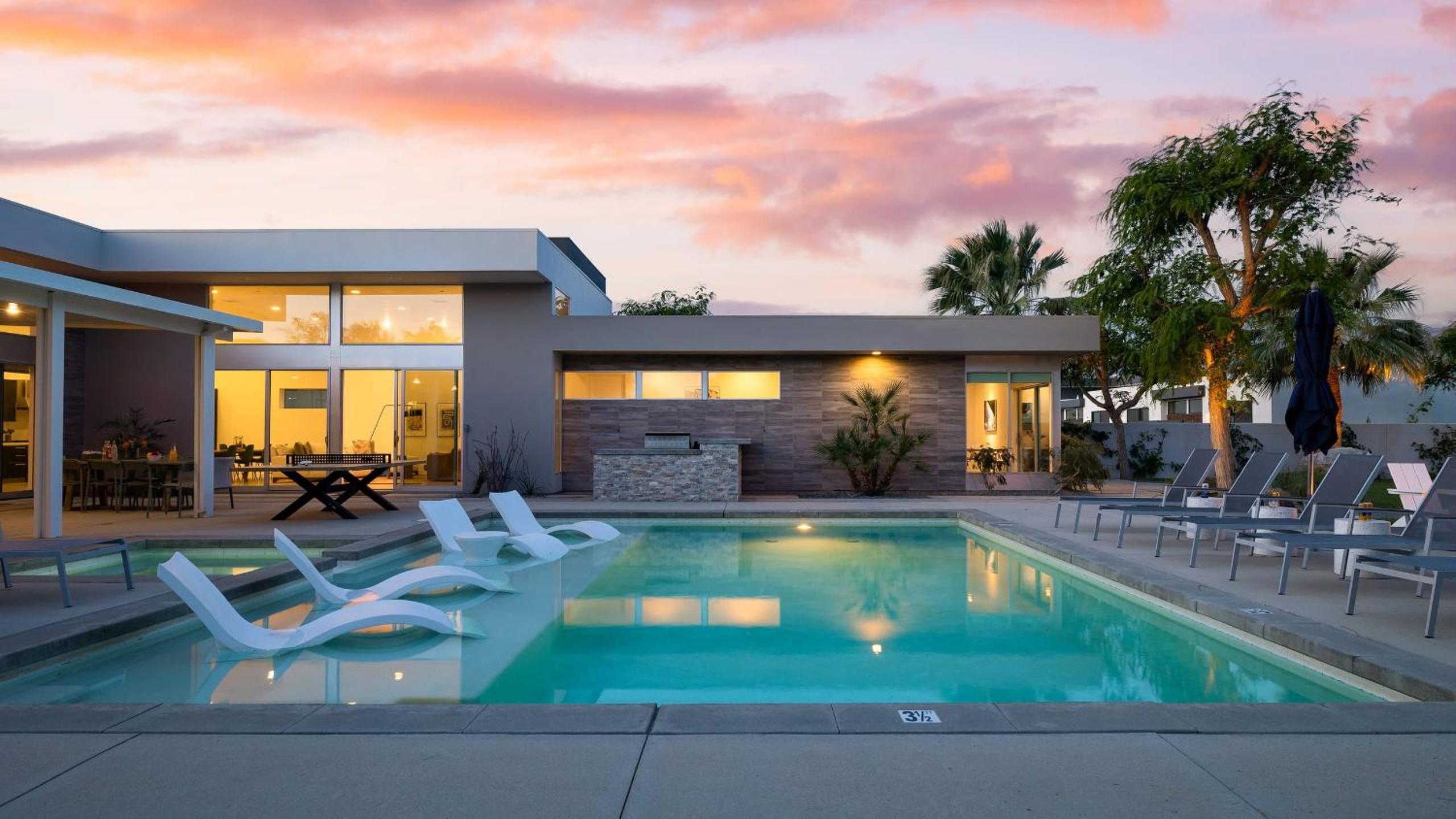 2 Villas PoolSpa Putting Green Bocce Polo Villas Solstice by AvantStay