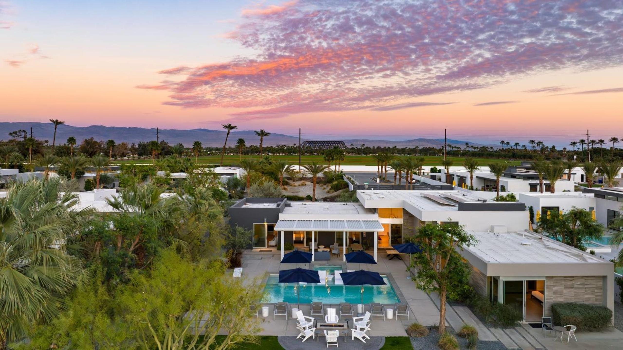 2 Villas PoolSpa Putting Green Bocce Polo Villas Solstice by AvantStay