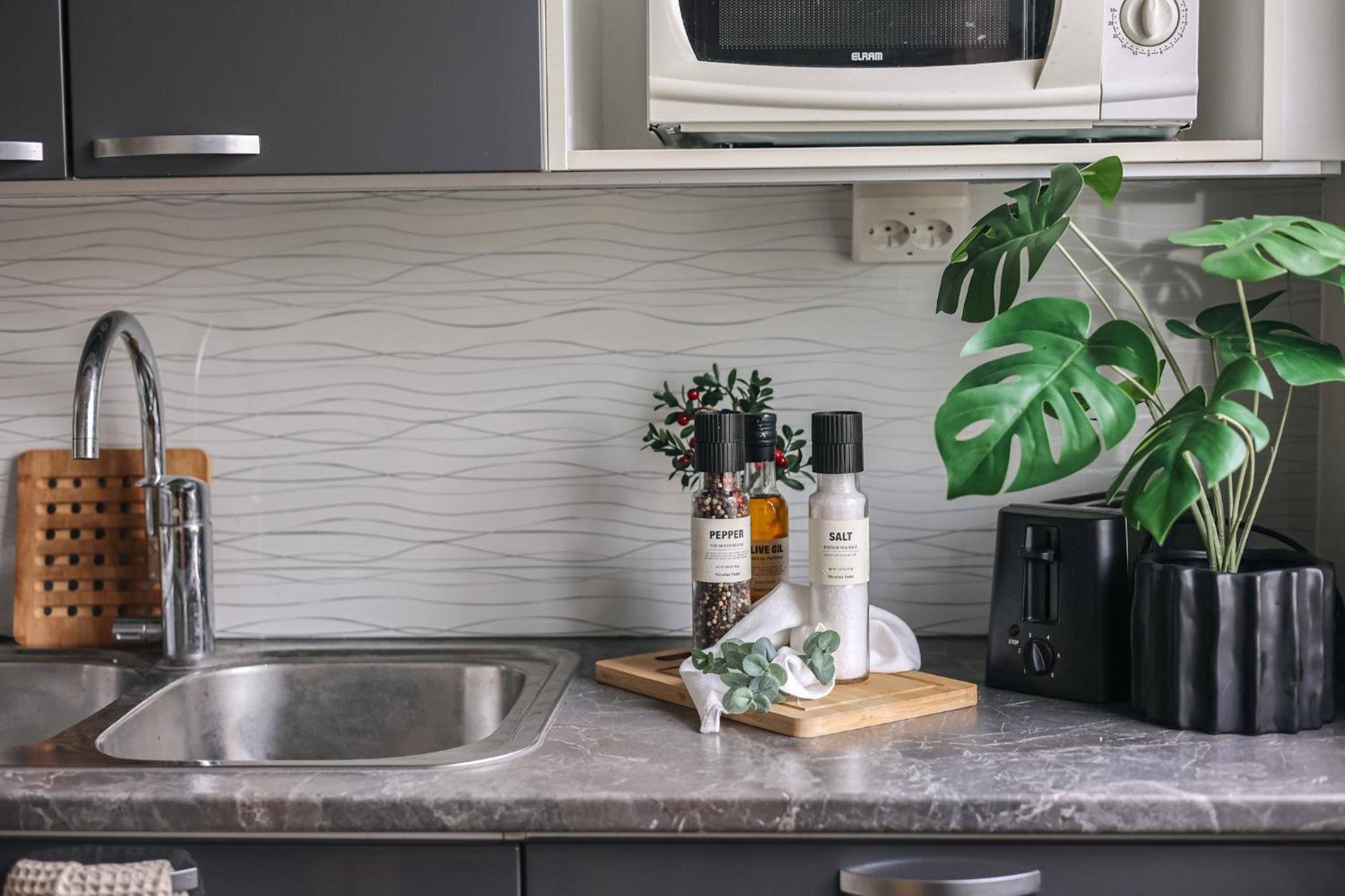 Cozy Studio Apartment at Prime Central Location by BookLapland