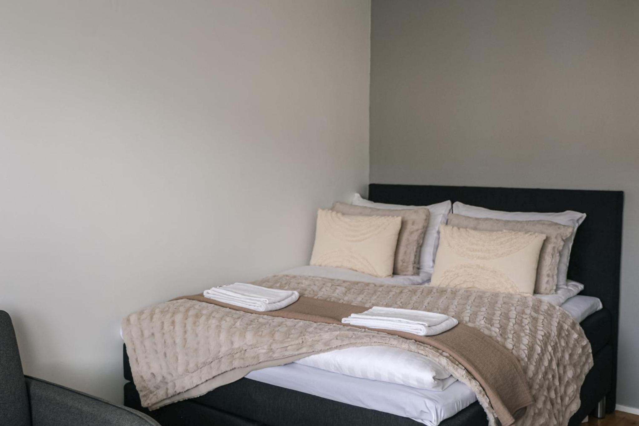 Cozy Studio Apartment at Prime Central Location by BookLapland