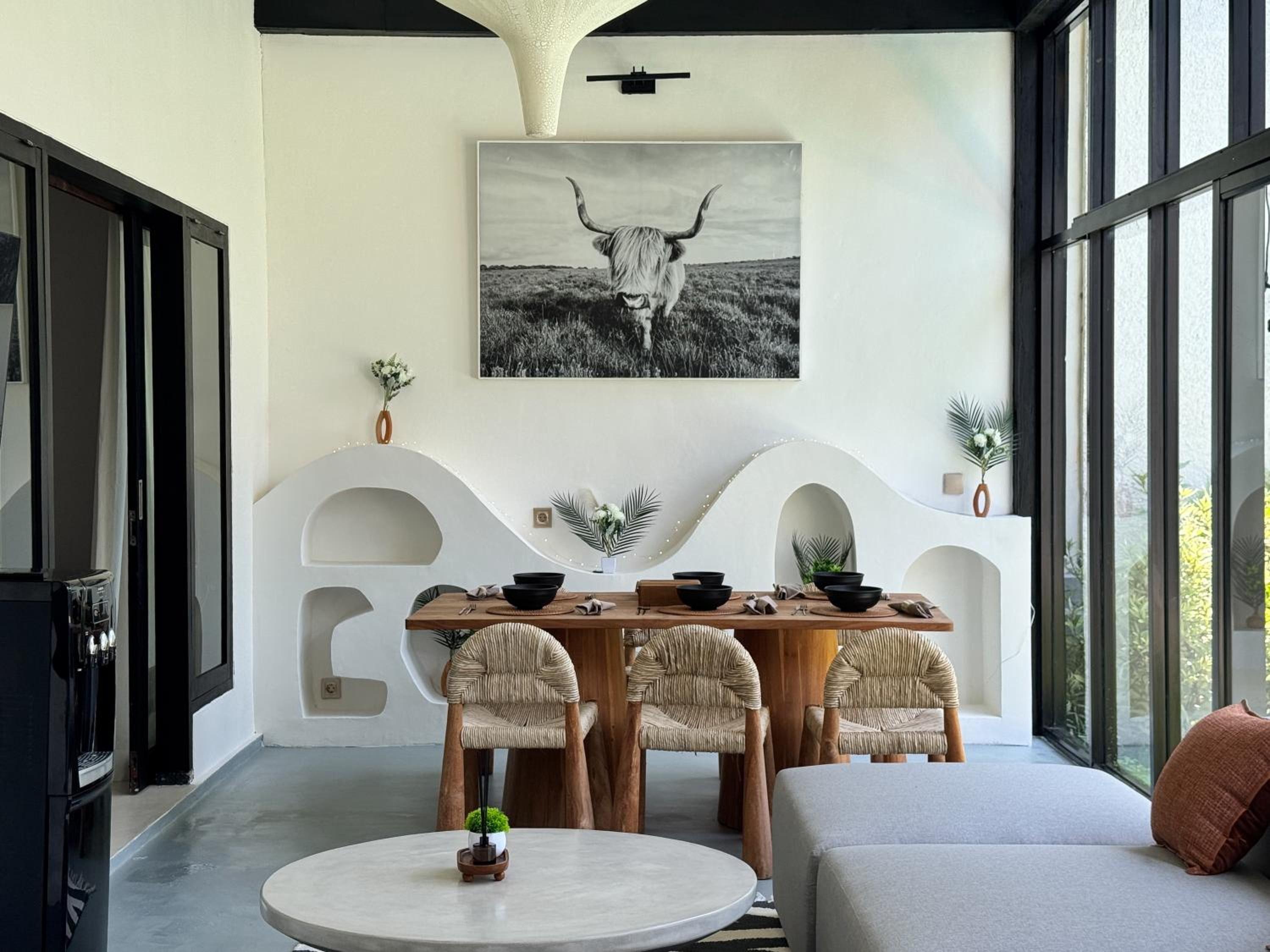 3BR Tropical Villa with Pool & Lush Garden Oasis, 4 minutes to the beach