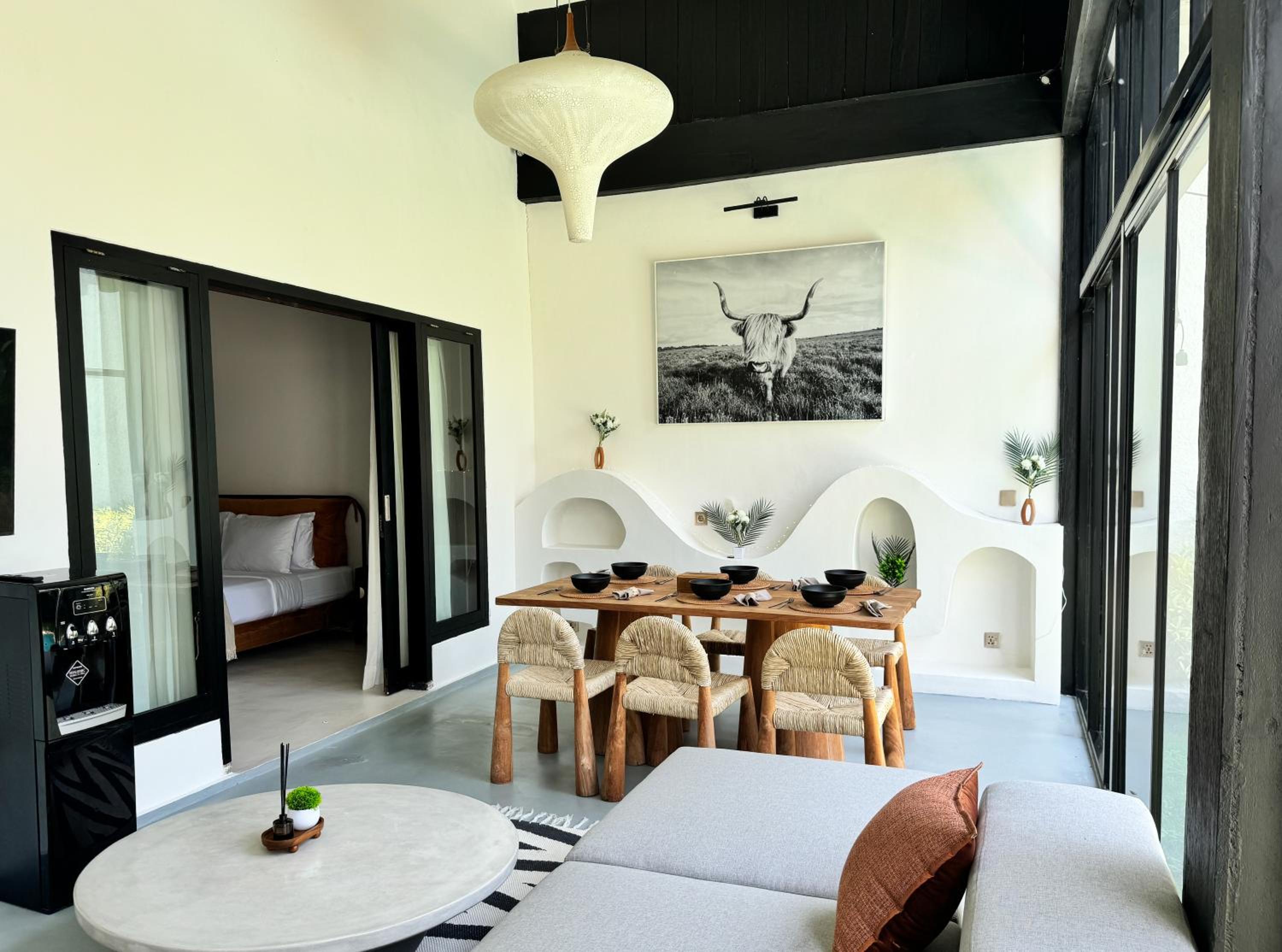 3BR Tropical Villa with Pool & Lush Garden Oasis, 4 minutes to the beach