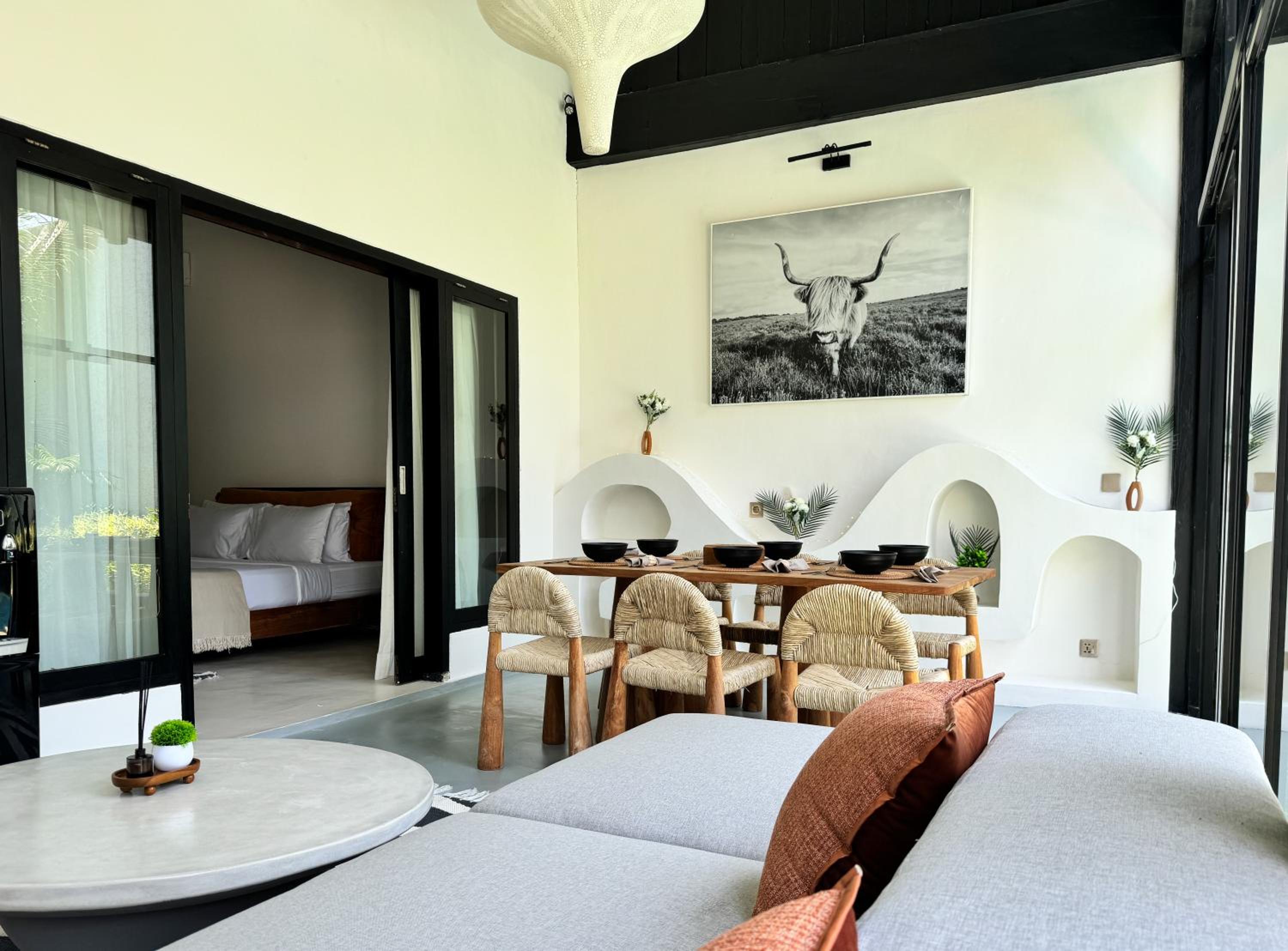 3BR Tropical Villa with Pool & Lush Garden Oasis, 4 minutes to the beach