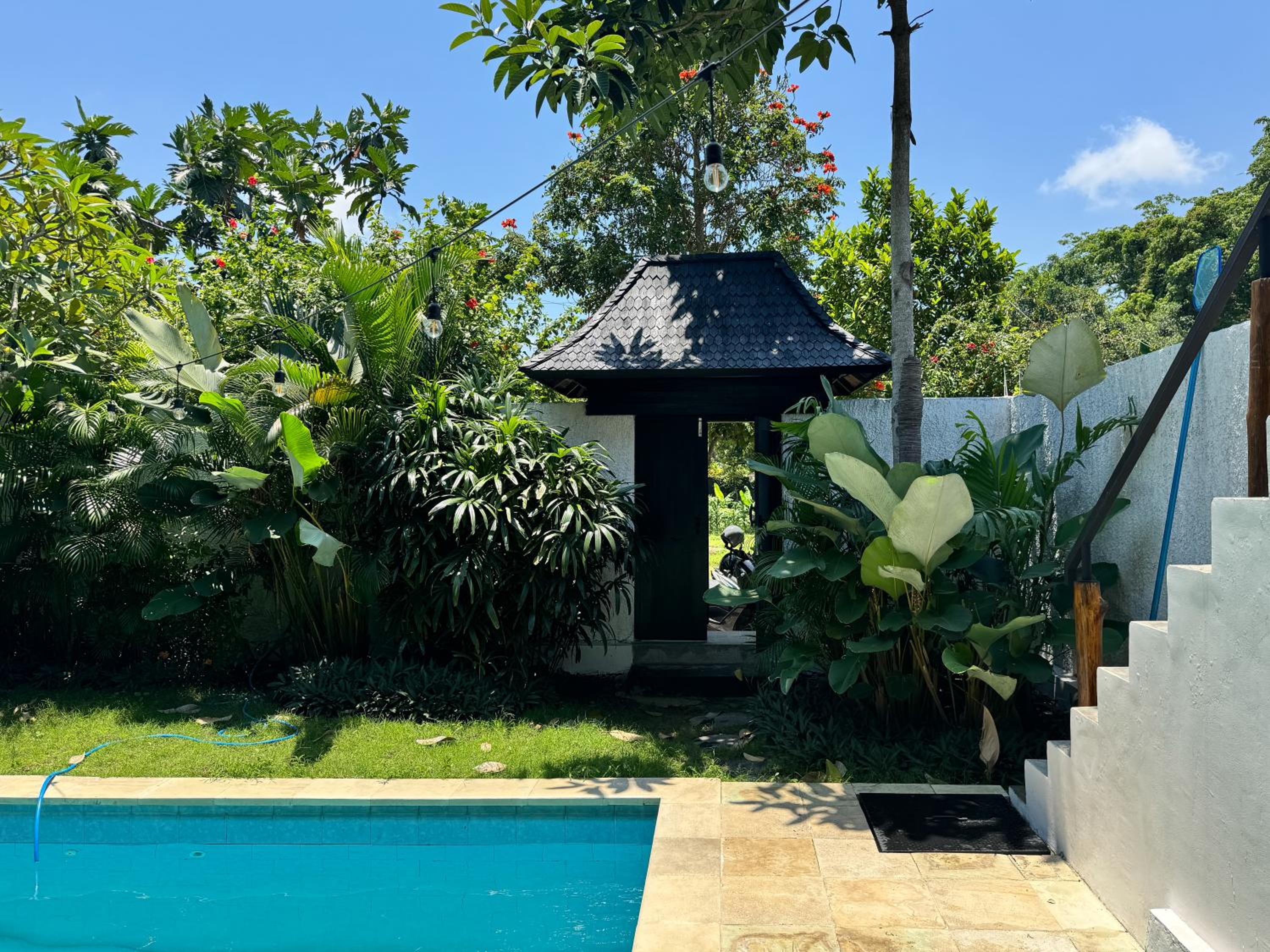 3BR Tropical Villa with Pool & Lush Garden Oasis, 4 minutes to the beach