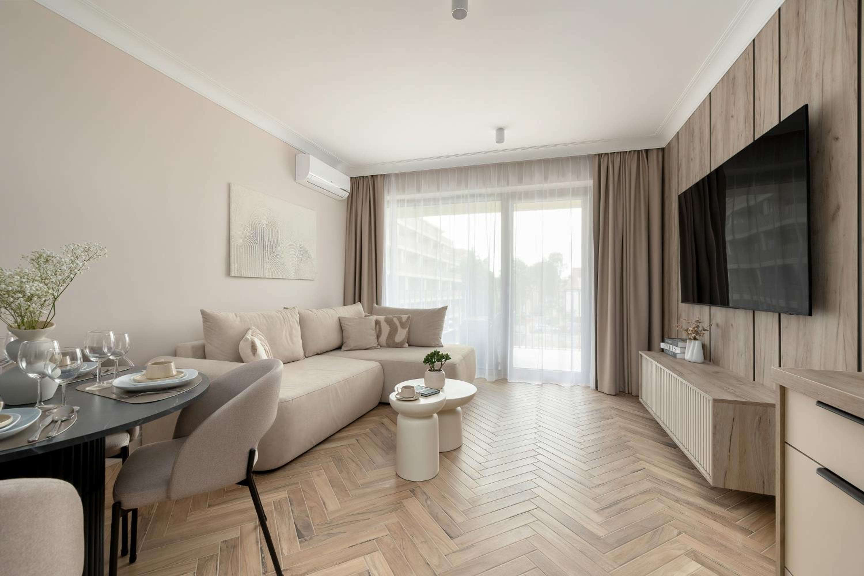 GREENERI PARK - Ambria Apartments