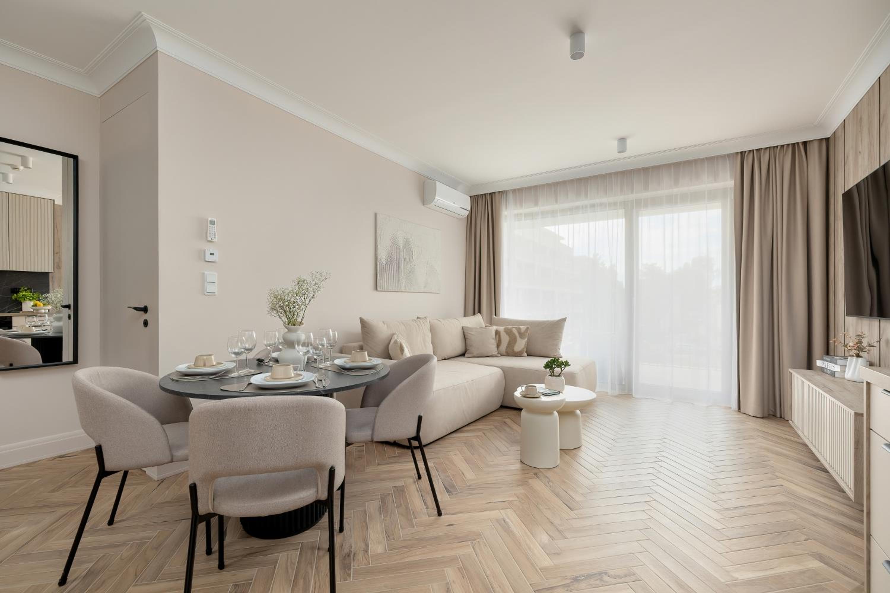 GREENERI PARK - Ambria Apartments