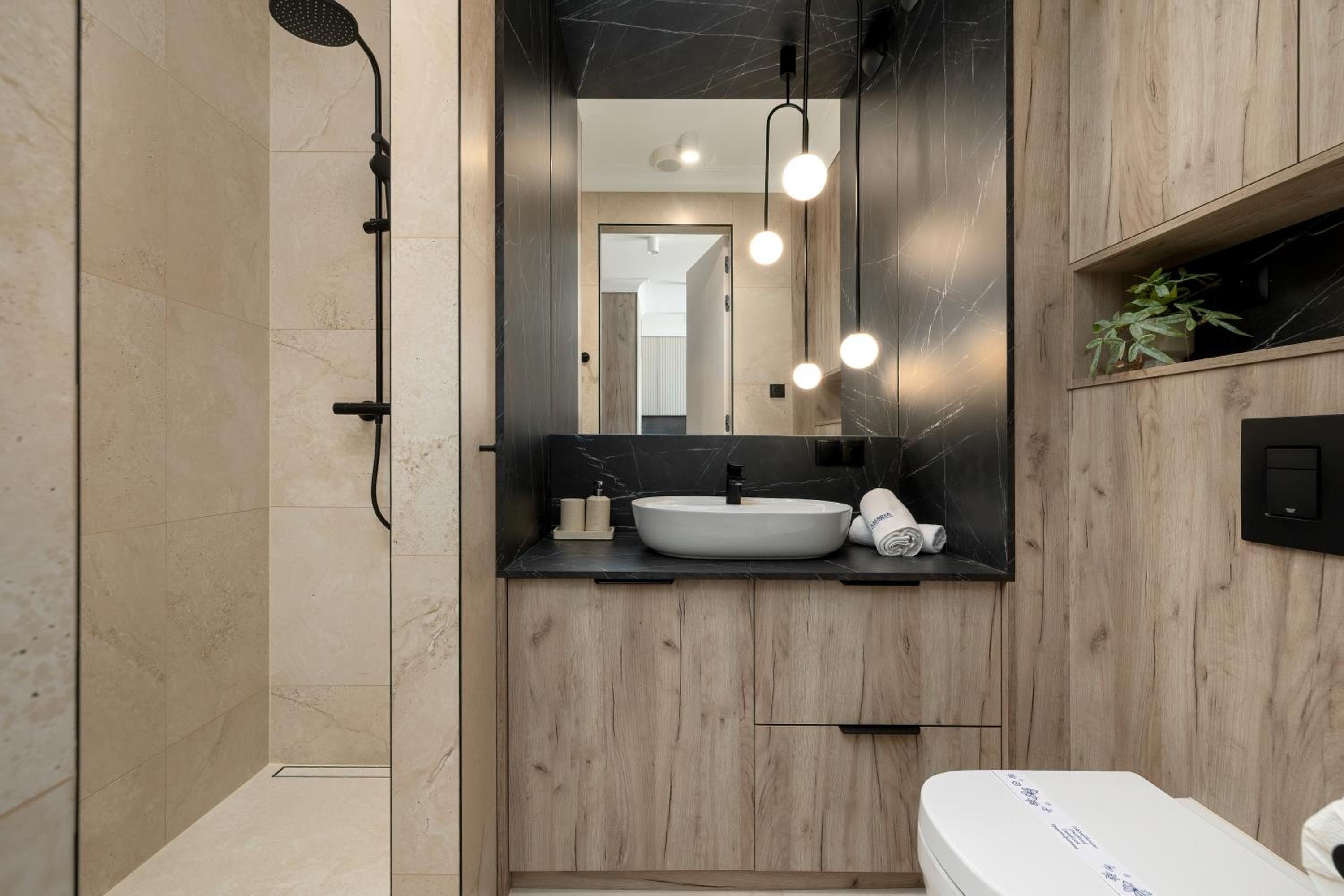 GREENERI PARK - Ambria Apartments