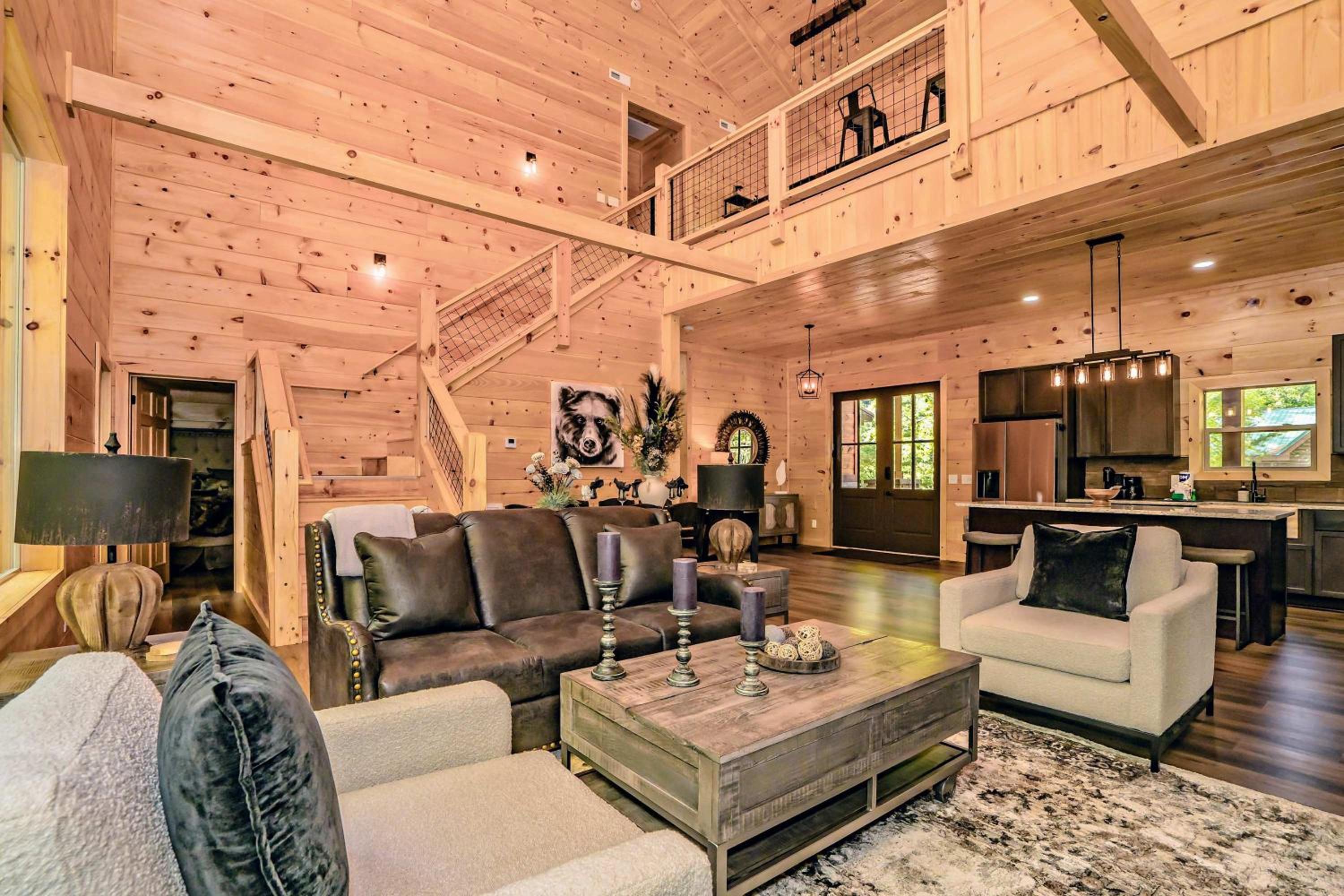 Luxury Cabin with Theatre and Hot Tub
