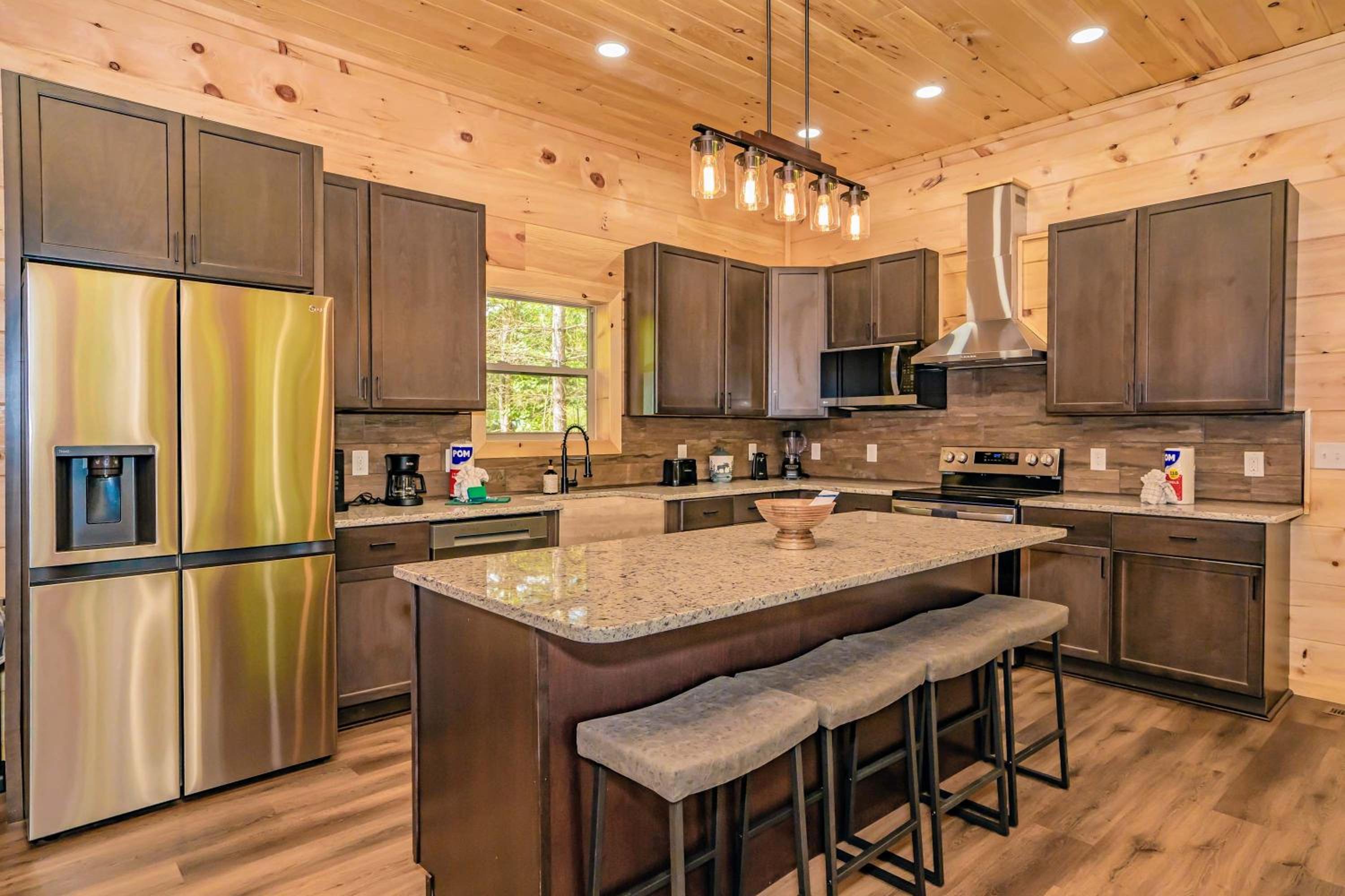 Luxury Cabin with Theatre and Hot Tub