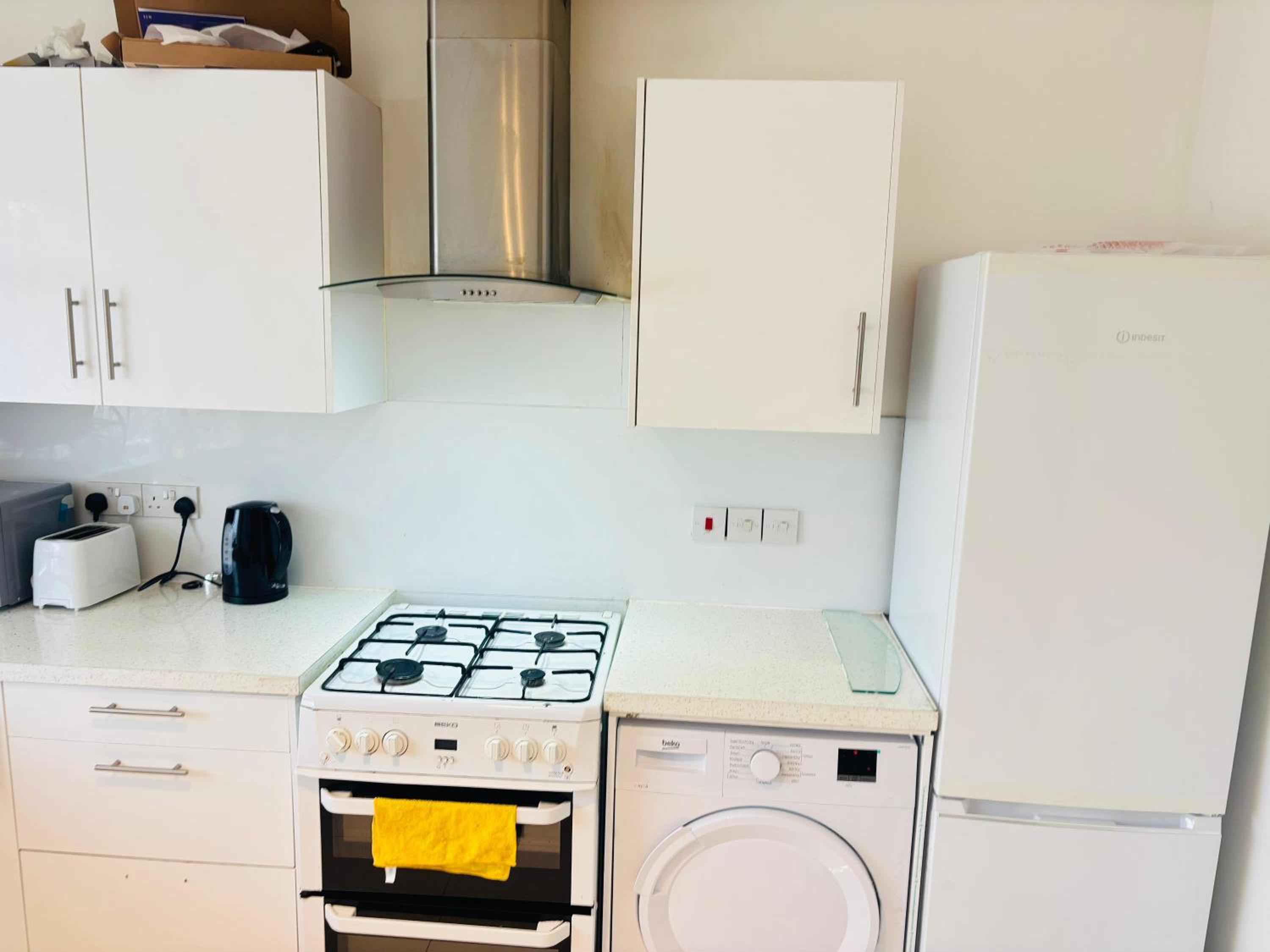 London Economy Stay at 31