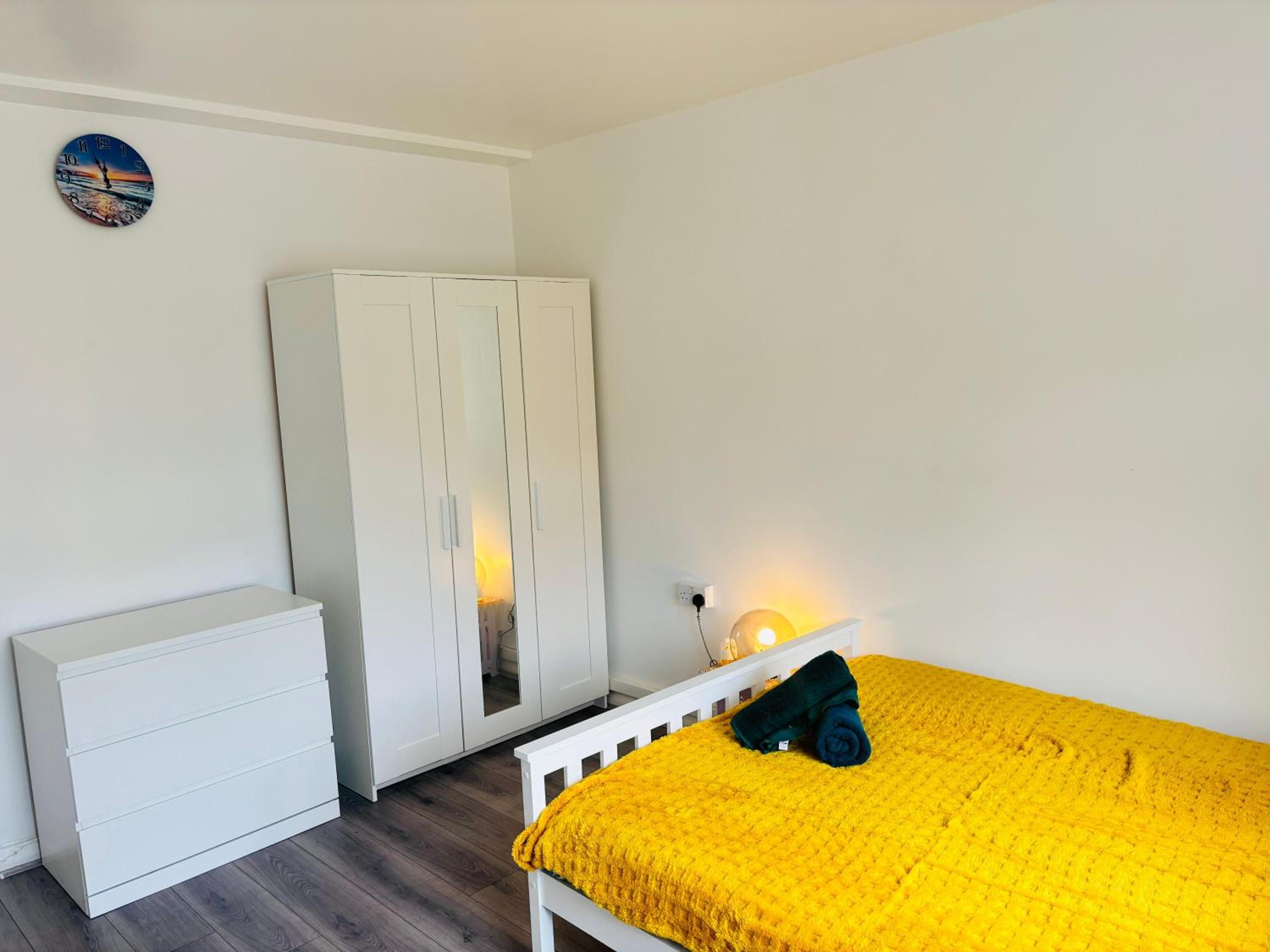 London Economy Stay at 31
