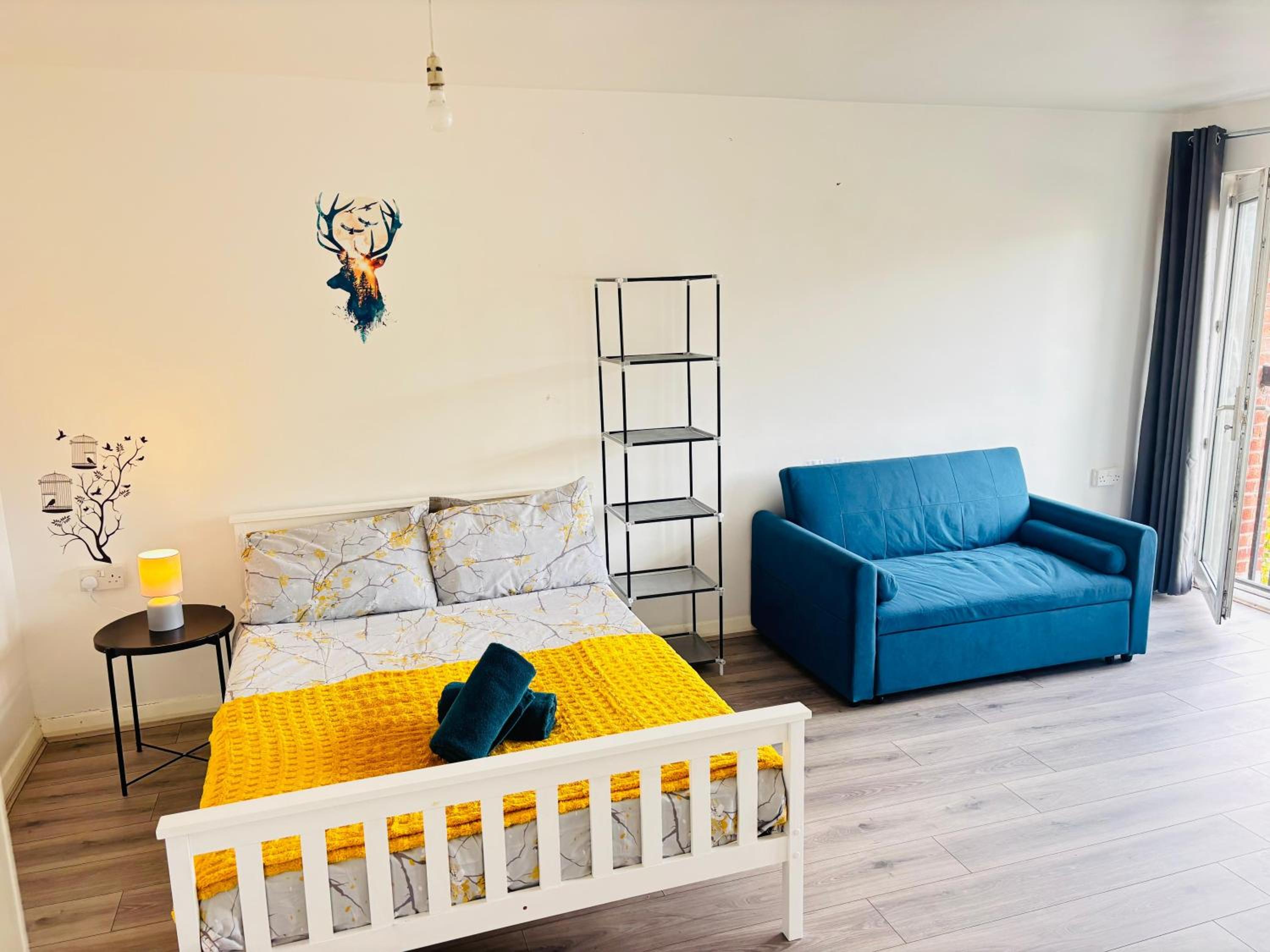 London Economy Stay at 31