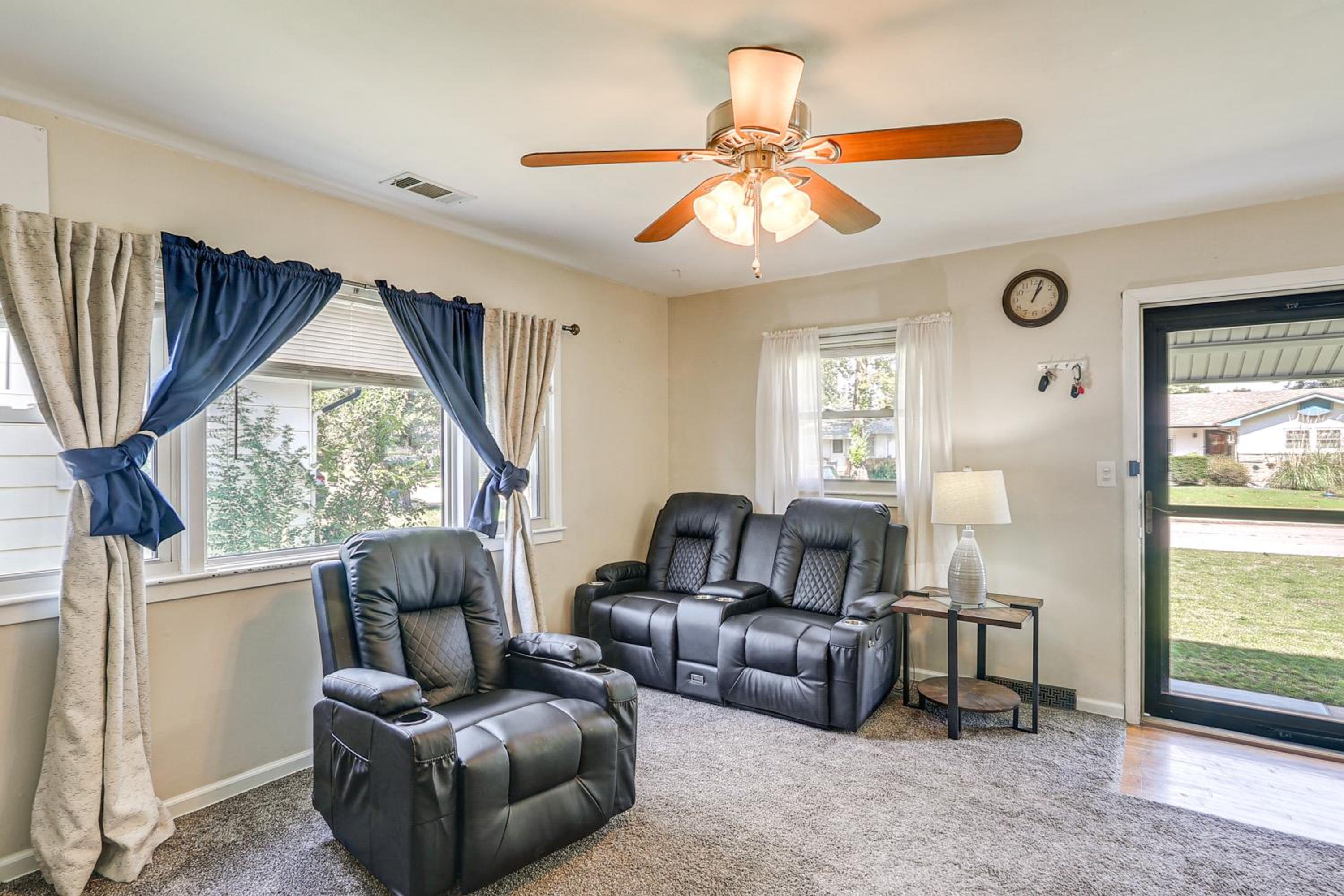 2 Mi to Zoo, Fenced Yard Family Home in Wichita!