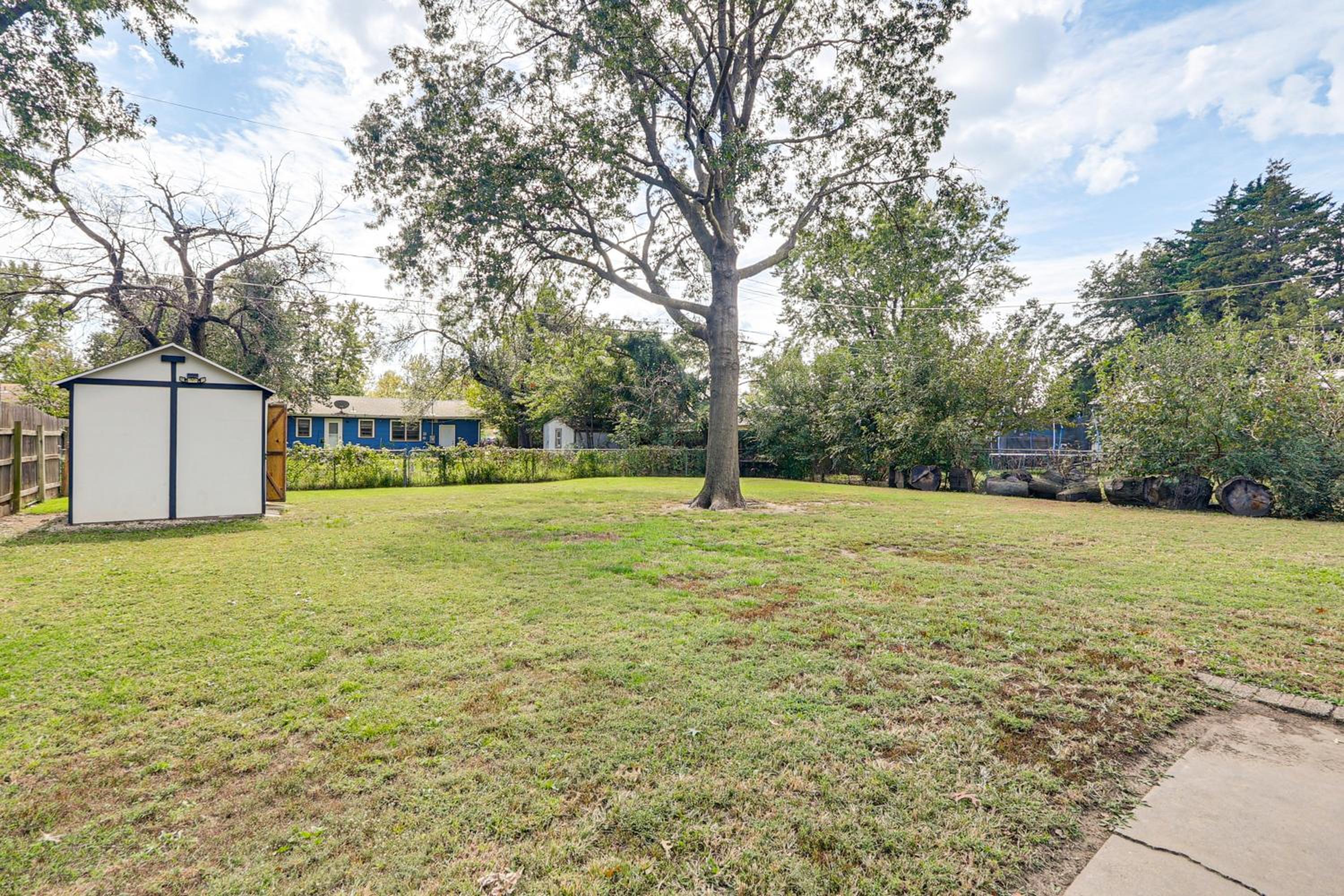 2 Mi to Zoo, Fenced Yard Family Home in Wichita!