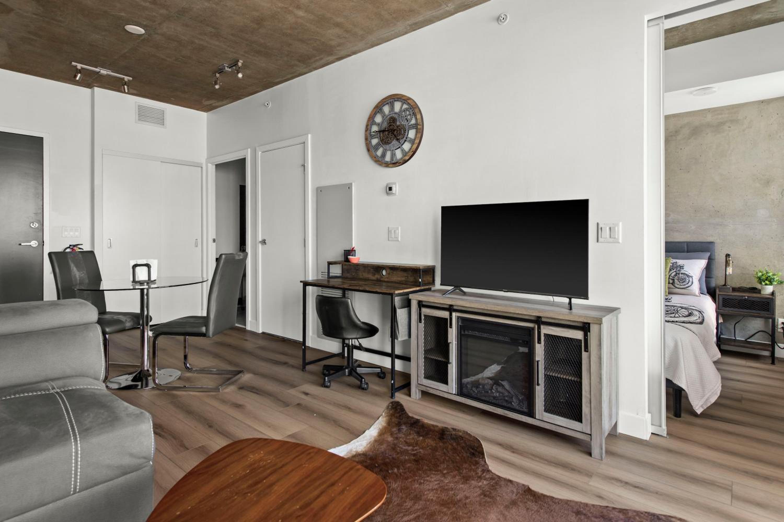GlobalStay Modern Condos Downtown Calgary