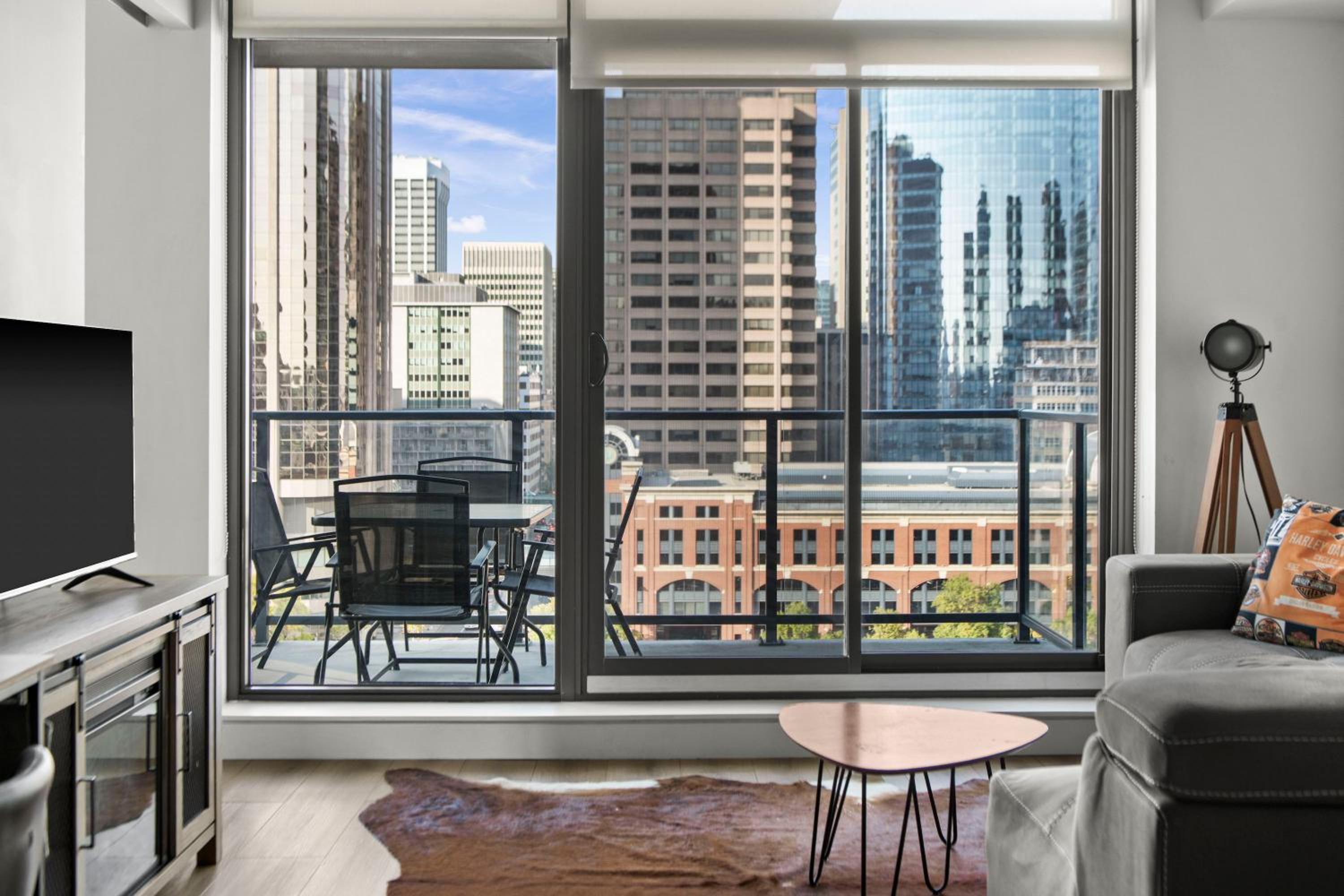 GlobalStay Modern Condos Downtown Calgary