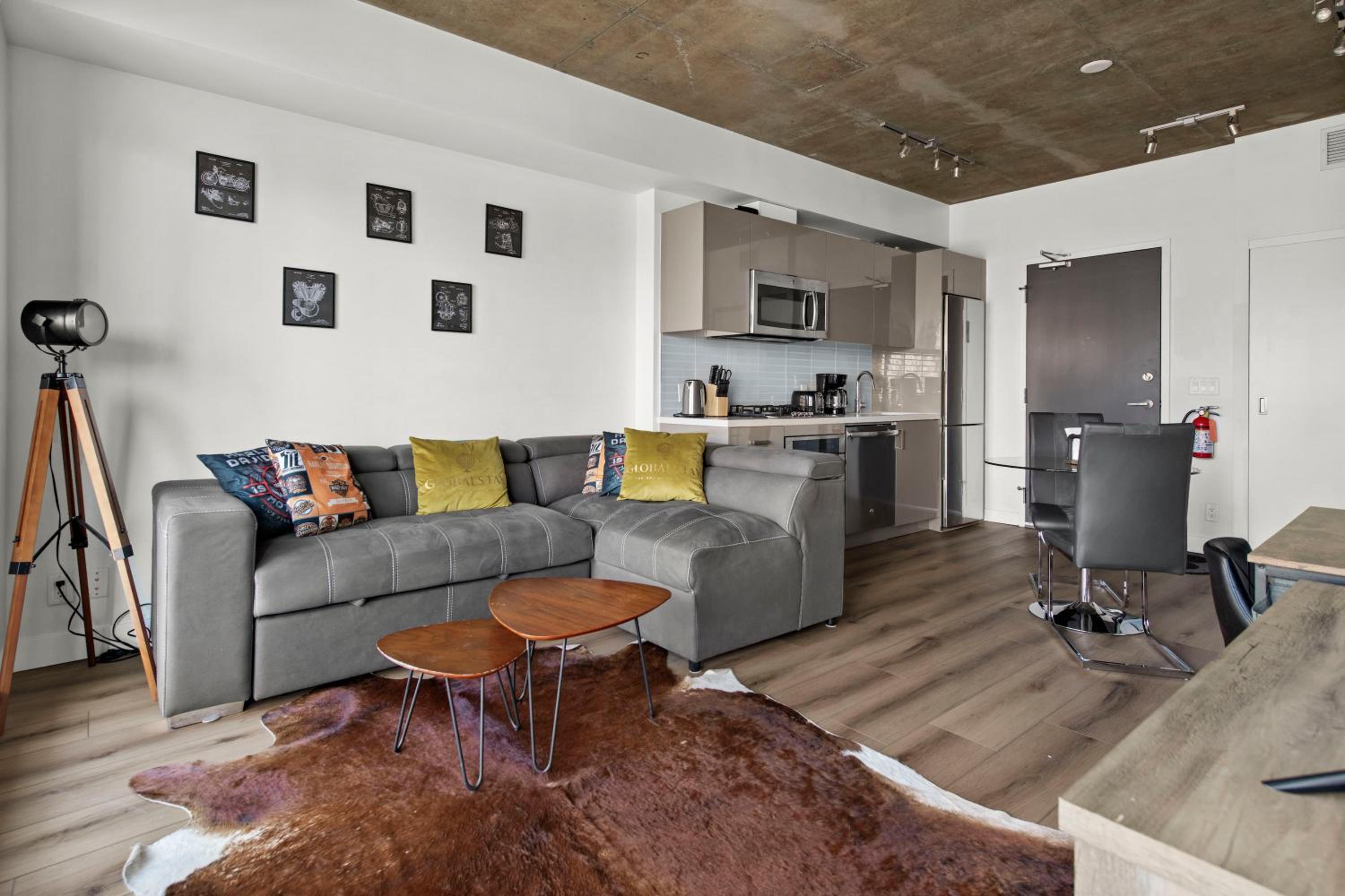 GlobalStay Modern Condos Downtown Calgary