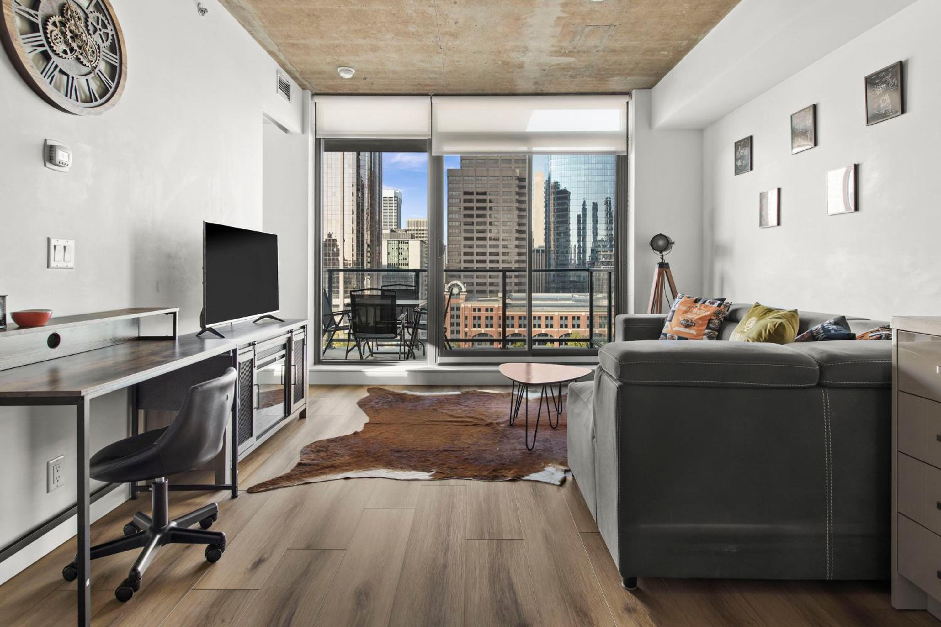 GlobalStay Modern Condos Downtown Calgary