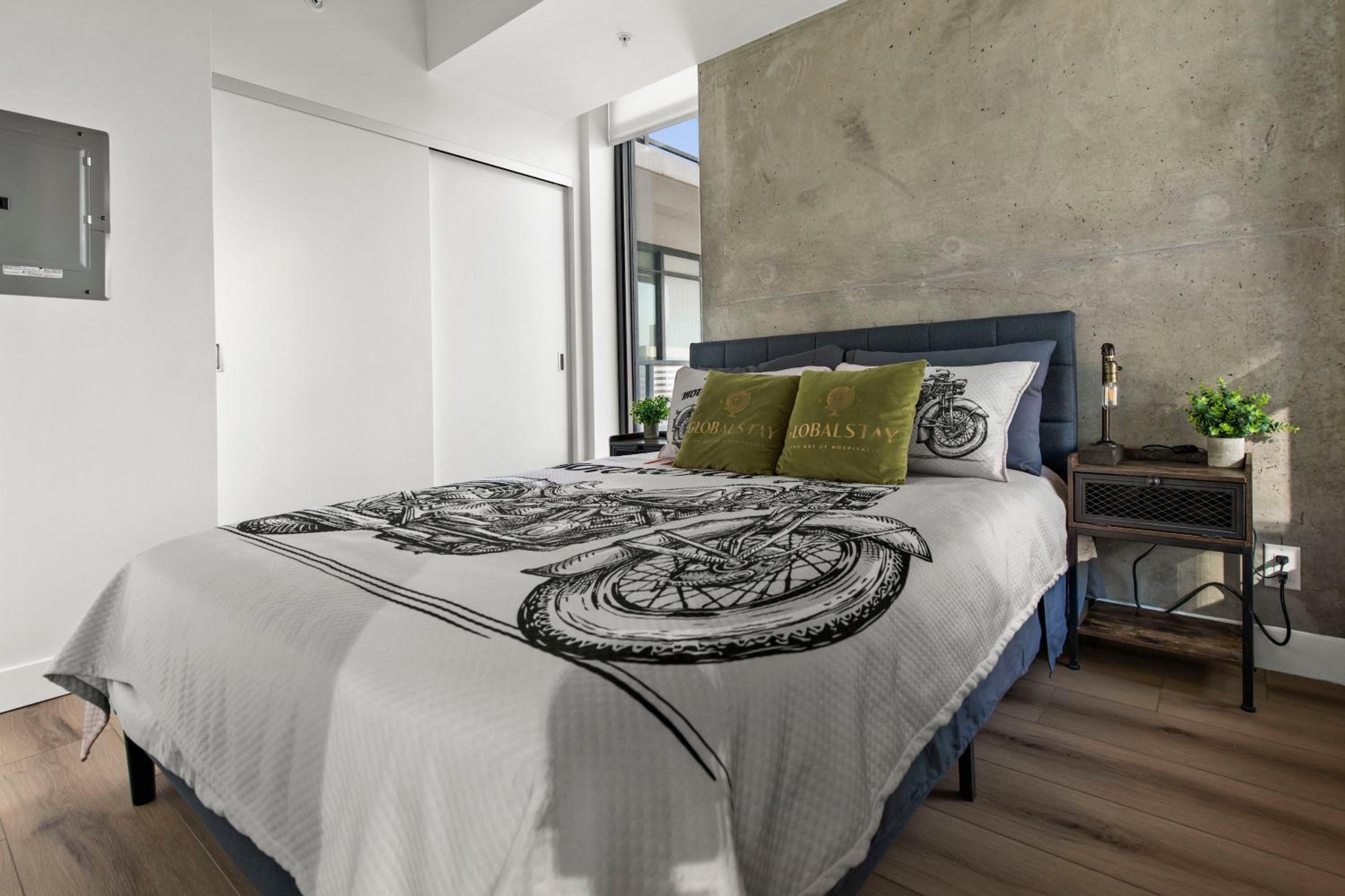 GlobalStay Modern Condos Downtown Calgary