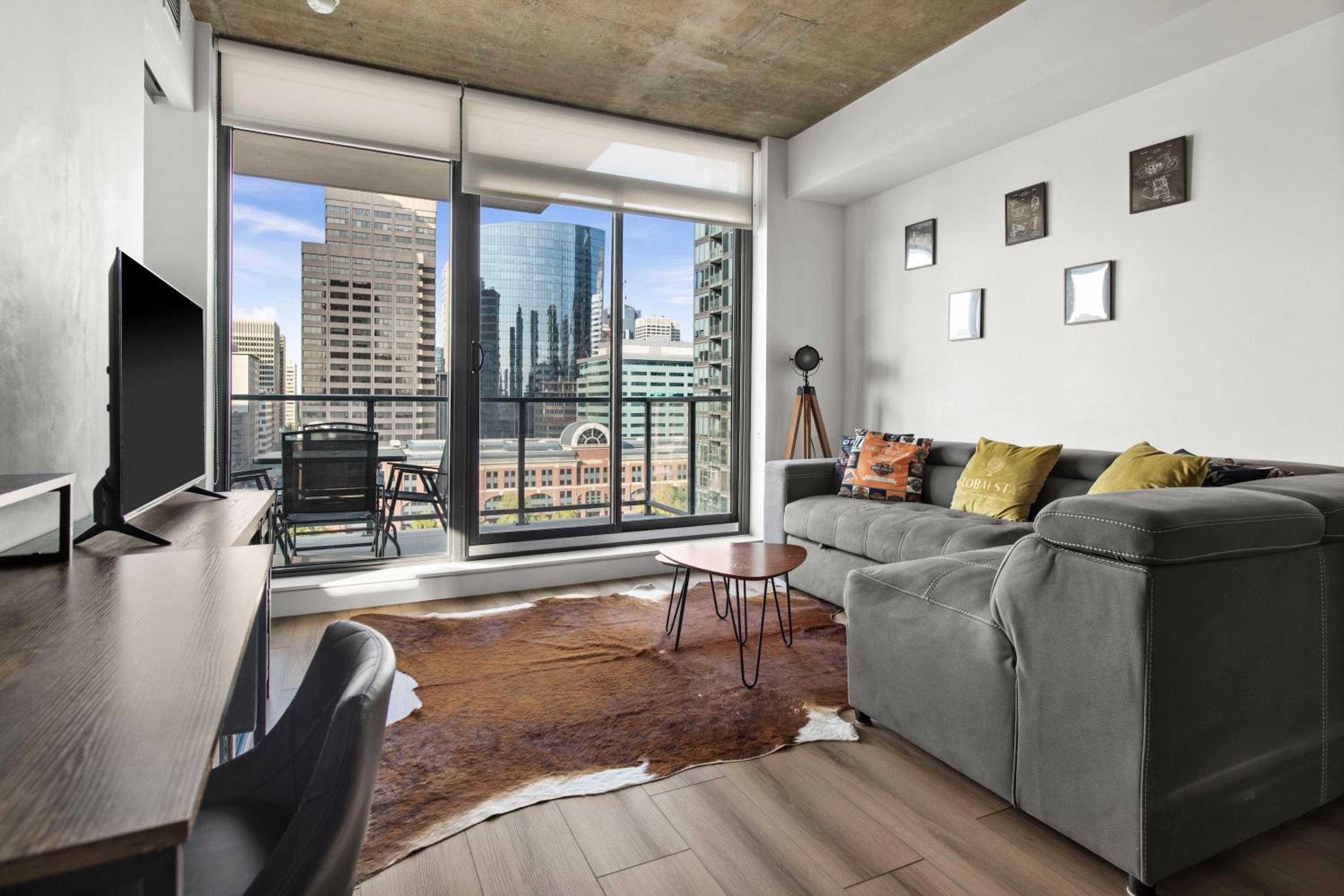 GlobalStay Modern Condos Downtown Calgary