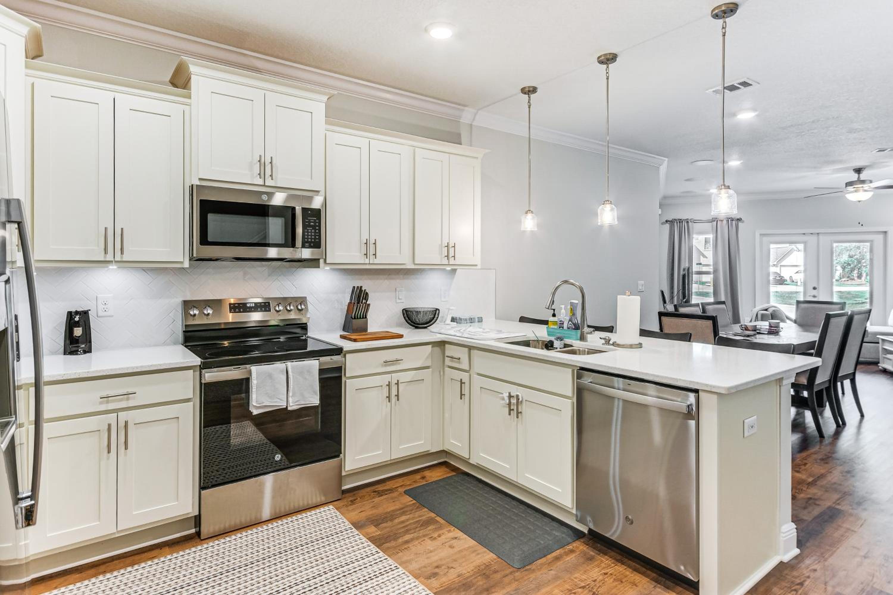Community Pool and Beach Area Navarre Townhome
