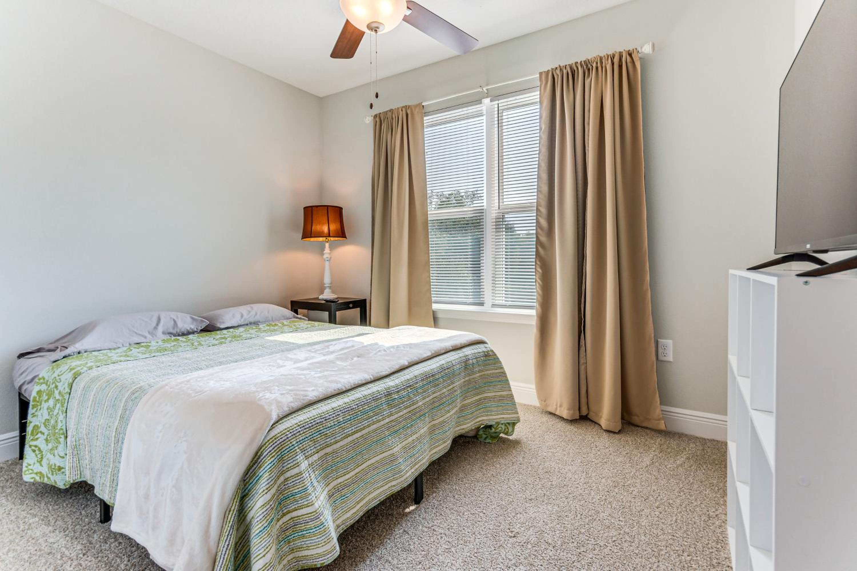 Community Pool and Beach Area Navarre Townhome