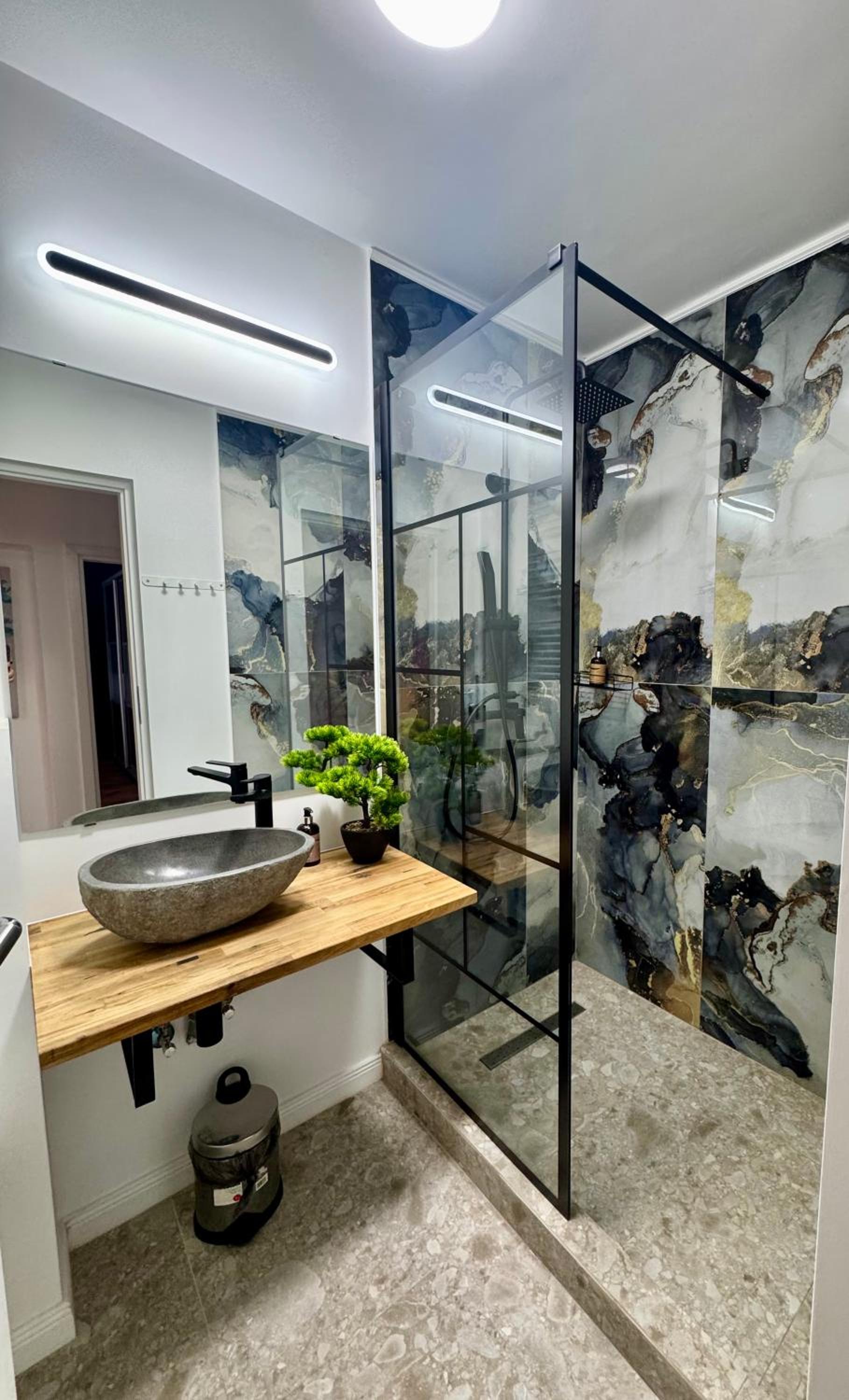 Metropole Apartments Signature